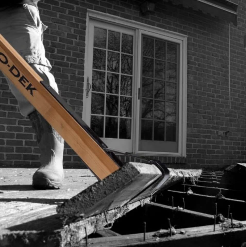 Demo-Dek Deck Removal Tool - Heavy Duty Deck Demolition Tool for Wood & Composite Decks | Perfect for DIY Home Renovation & Professional Contractors