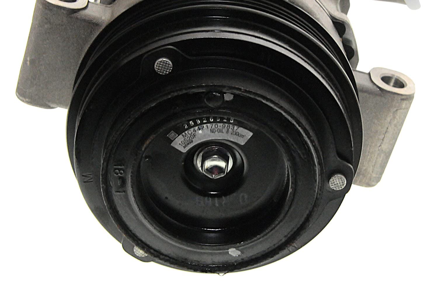 Genuine GM 15-20941 AC Compressor & Clutch Assembly - Replacement for Car Air Conditioning System, Perfect for Hot Weather & Long Road Trips