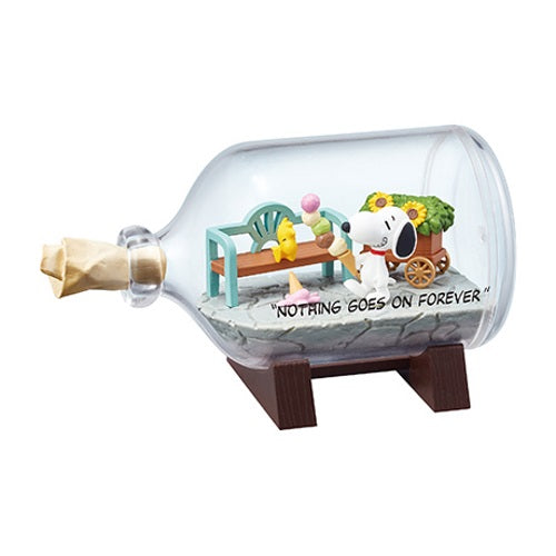 Peanuts Snoopy Words of Love Terrarium - 3 Inch Miniature Collectible Toy for Home Decor, Office Desk Display & Gift for Anime Fans