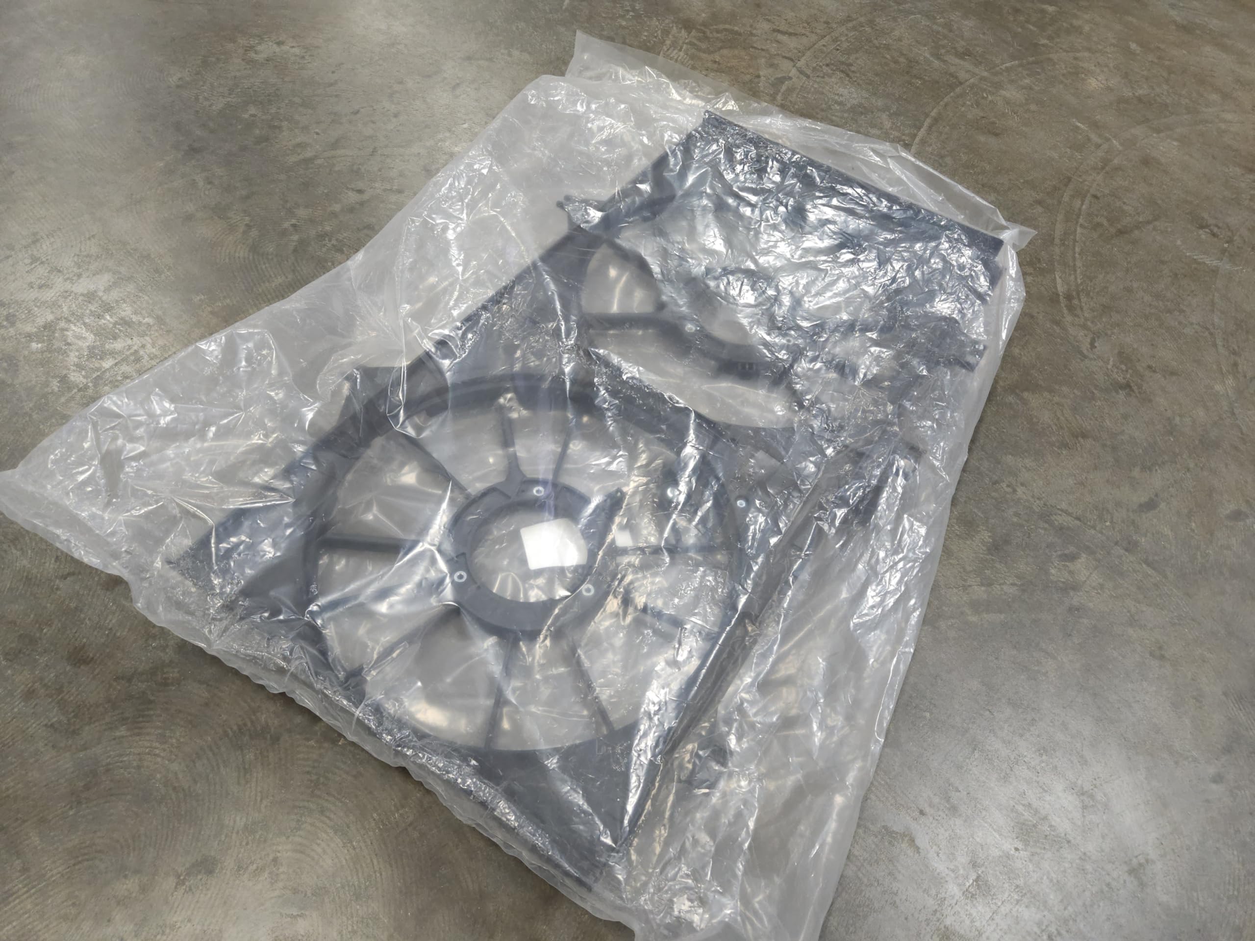 Toyota 16711-0V110 Fan Shroud Replacement - Genuine OEM Part for Cooling System - Perfect for Toyota Camry, Corolla, RAV4 & More - Ideal for Engine Overheating Prevention & Optimal Cooling Performance