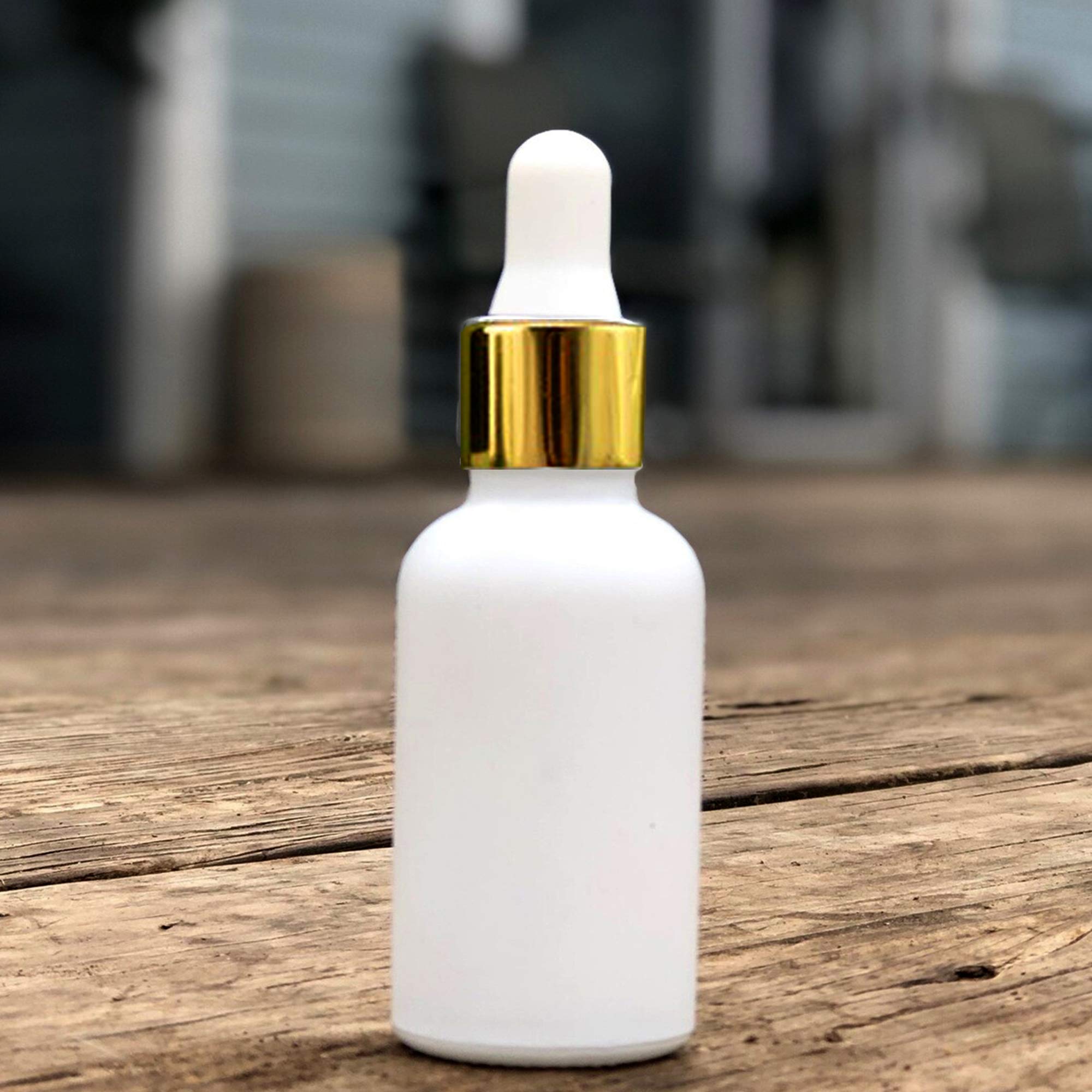Pearl White Glass Dropper Bottles (30ml, Pack of 2) - Round Essential Oil Containers for Beauty, Skincare, DIY Blends & Travel - Perfect for Aromatherapy, Toners & Cosmetic Storage