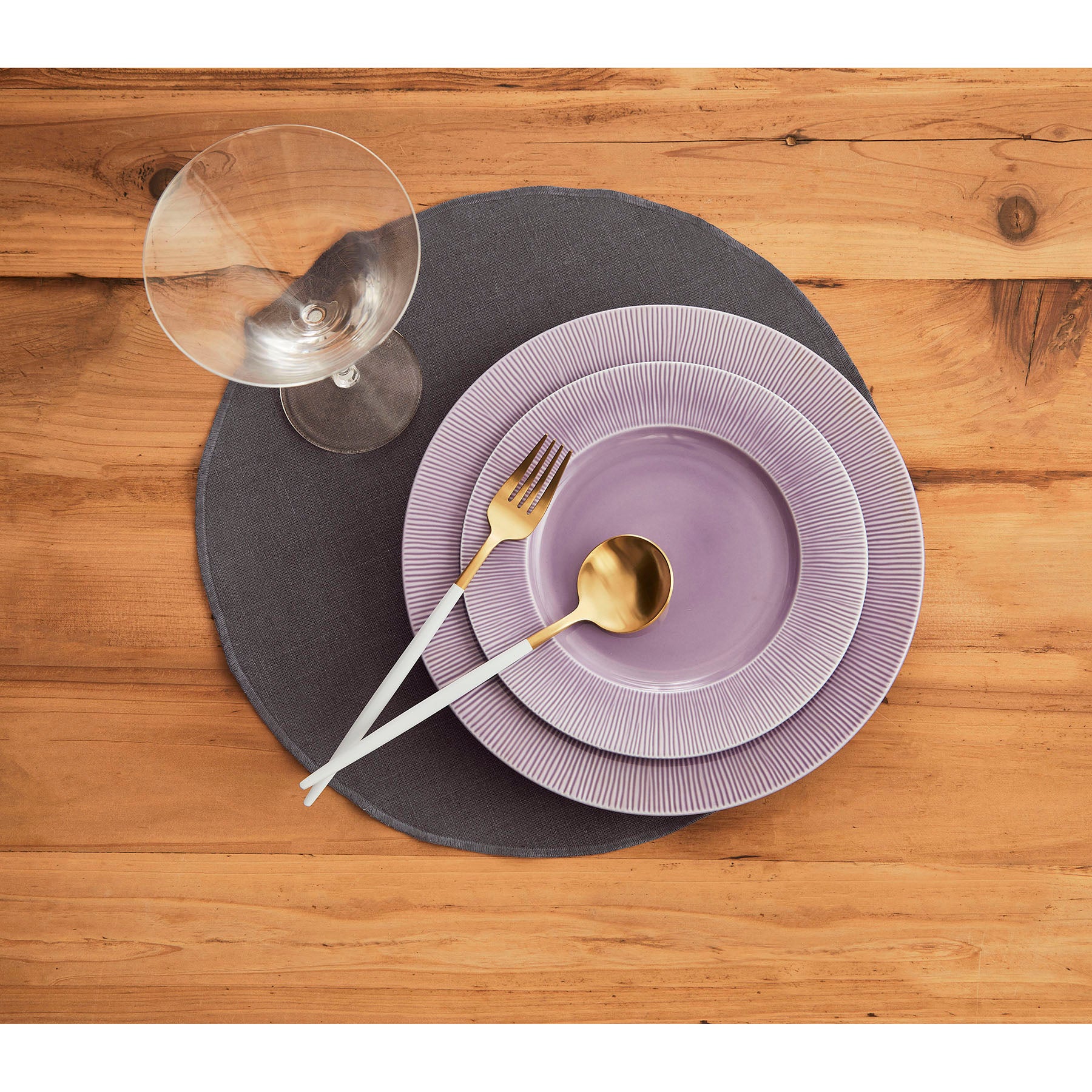 Premium Round Placemats Set of 4 - Non-Slip Heat Resistant Table Mats for Dining & Decor - Perfect for Dinner Parties, Holidays & Everyday Use