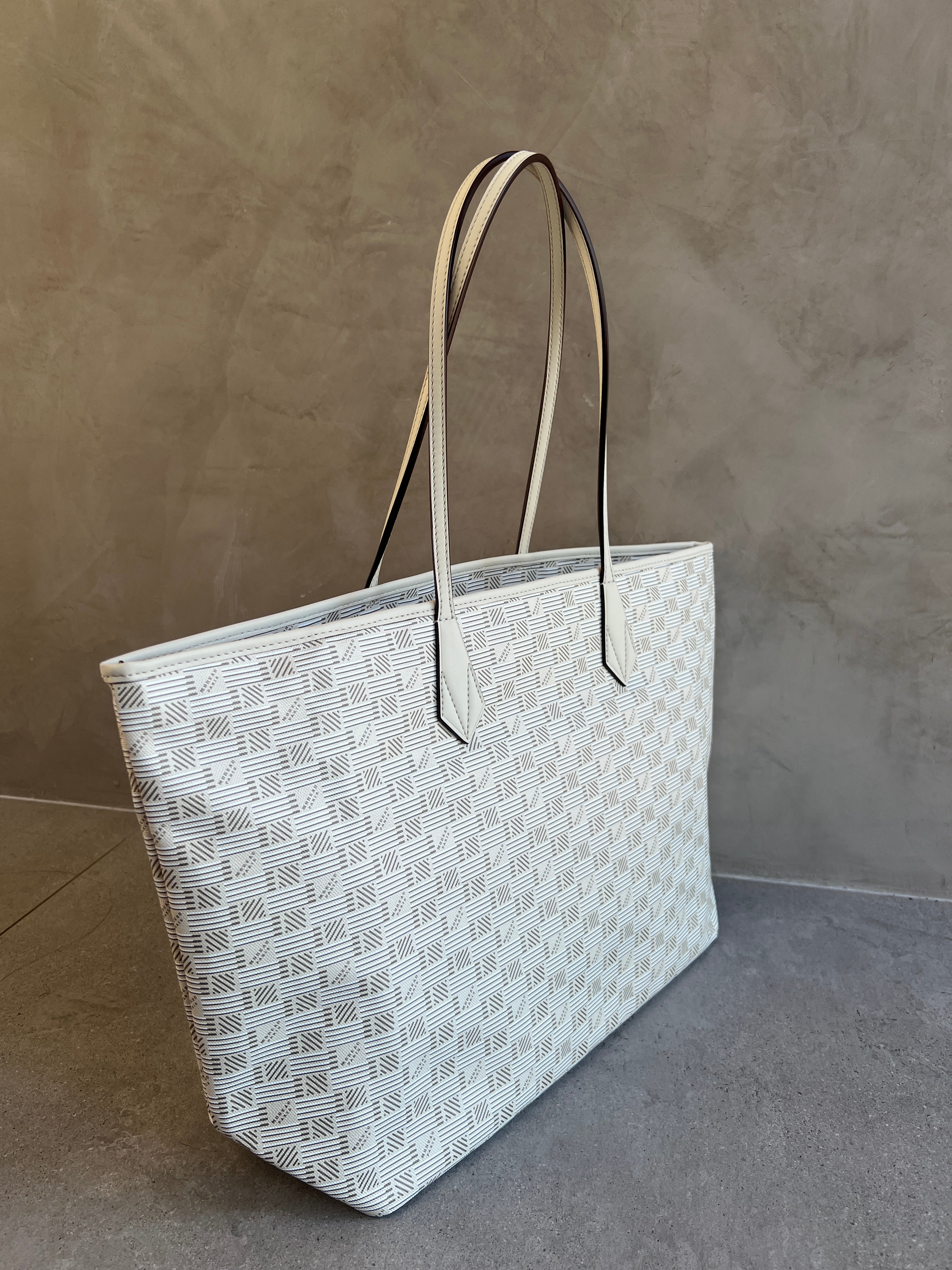 Saint Tropez Zip Tote GM Handbag - Luxury Champagne Leather Shoulder Bag for Women | Perfect for Work, Travel & Everyday Use