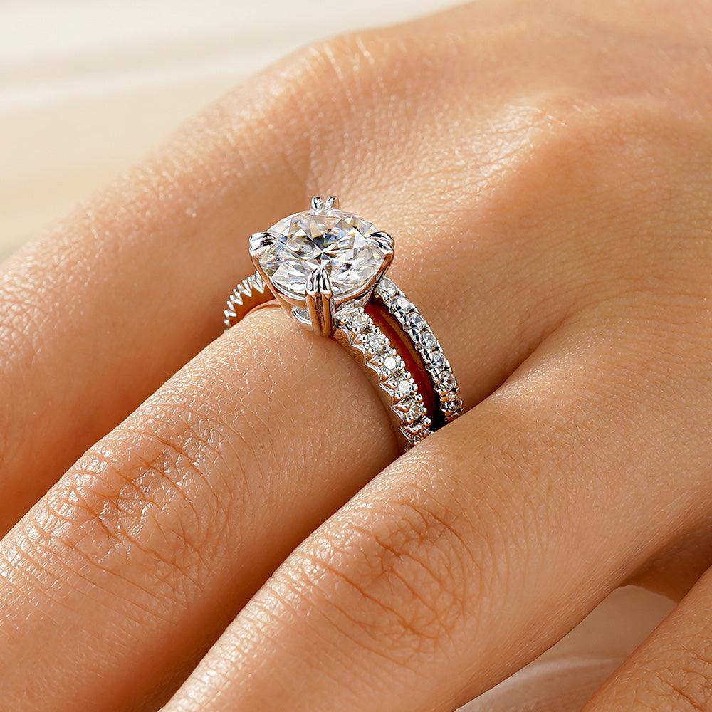 Round Cut Moissanite Wedding Ring Set for Couples - 14K White Gold Engagement & Matching Men's Band - Perfect for Anniversaries, Proposals & Romantic Occasions