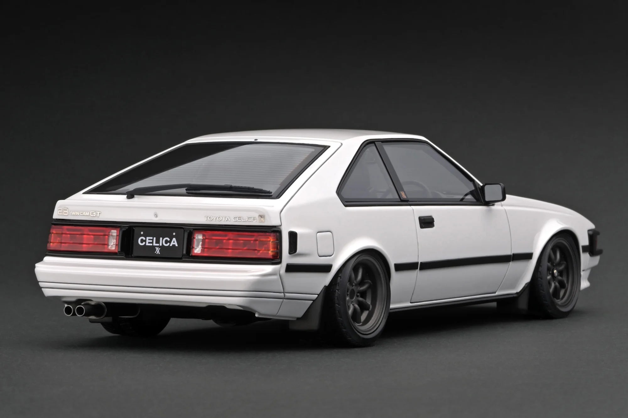 1:18 Scale Toyota Celica XX 2800GT (A60) White Diecast Model Car - Collectible Vintage Japanese Sports Car for Display, Gifts & Racing Enthusiasts