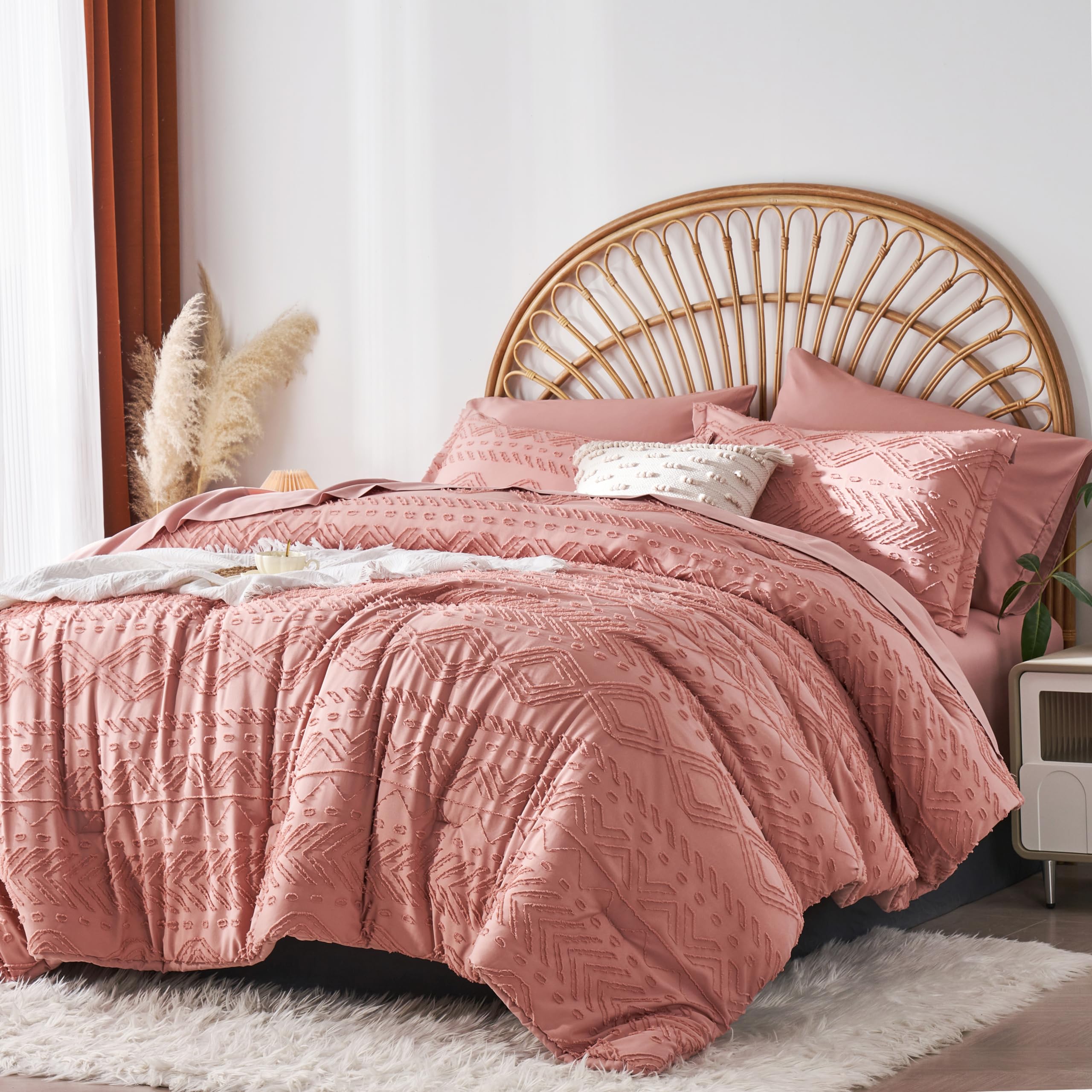 Akkialla 7-Piece Queen Comforter Set - Pink Boho Tufted Bedding for All Seasons | Includes Comforter, Flat Sheet, Fitted Sheet & Pillowcases | Soft & Breathable for Year-Round Comfort | Perfect for Master Bedroom, Guest Room or Dorm Decor