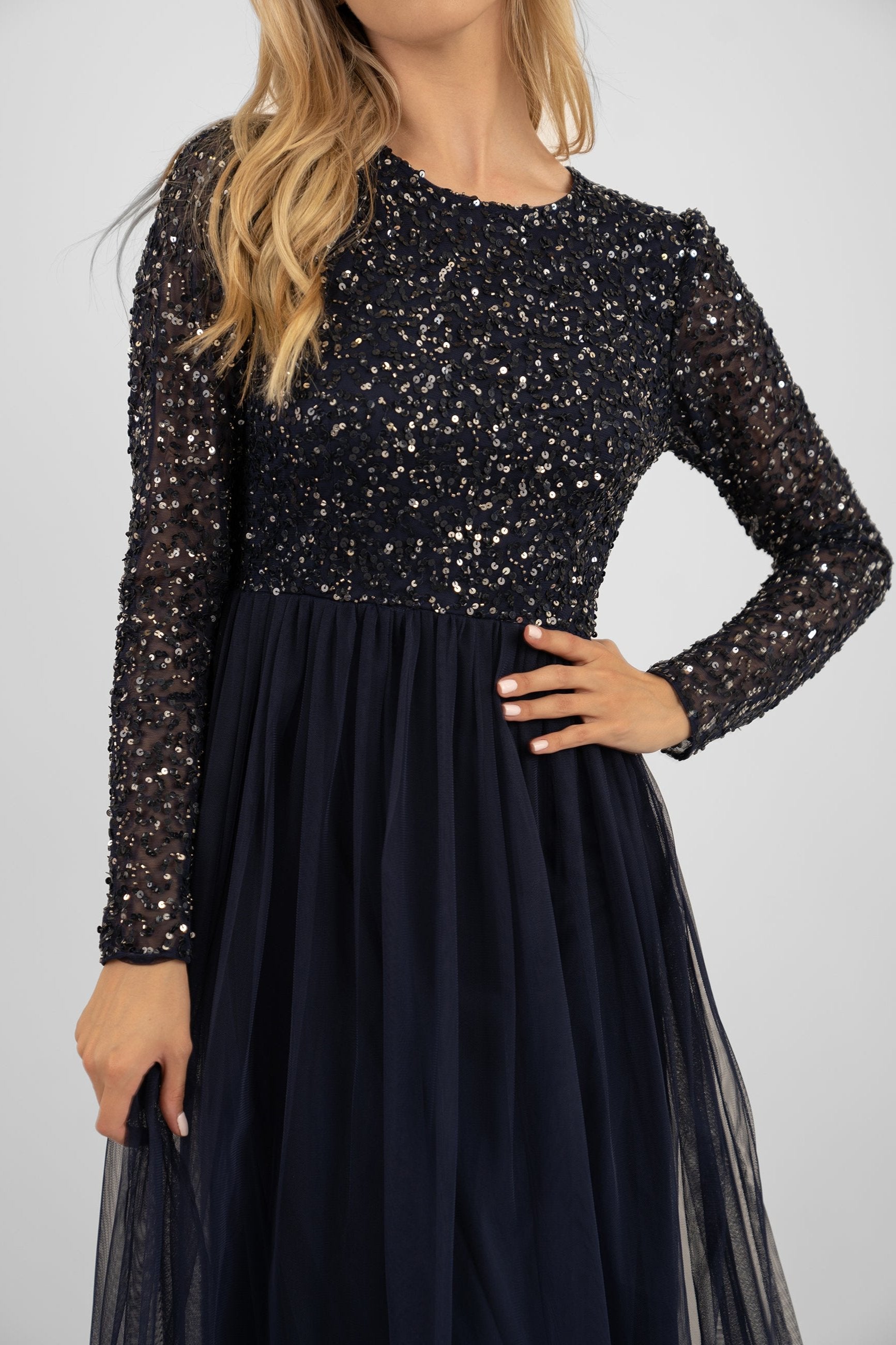 Elegant Navy Blue Long Sleeve Bridesmaid Dress for Weddings - Formal Evening Gowns for Bridal Party, Prom & Special Occasions