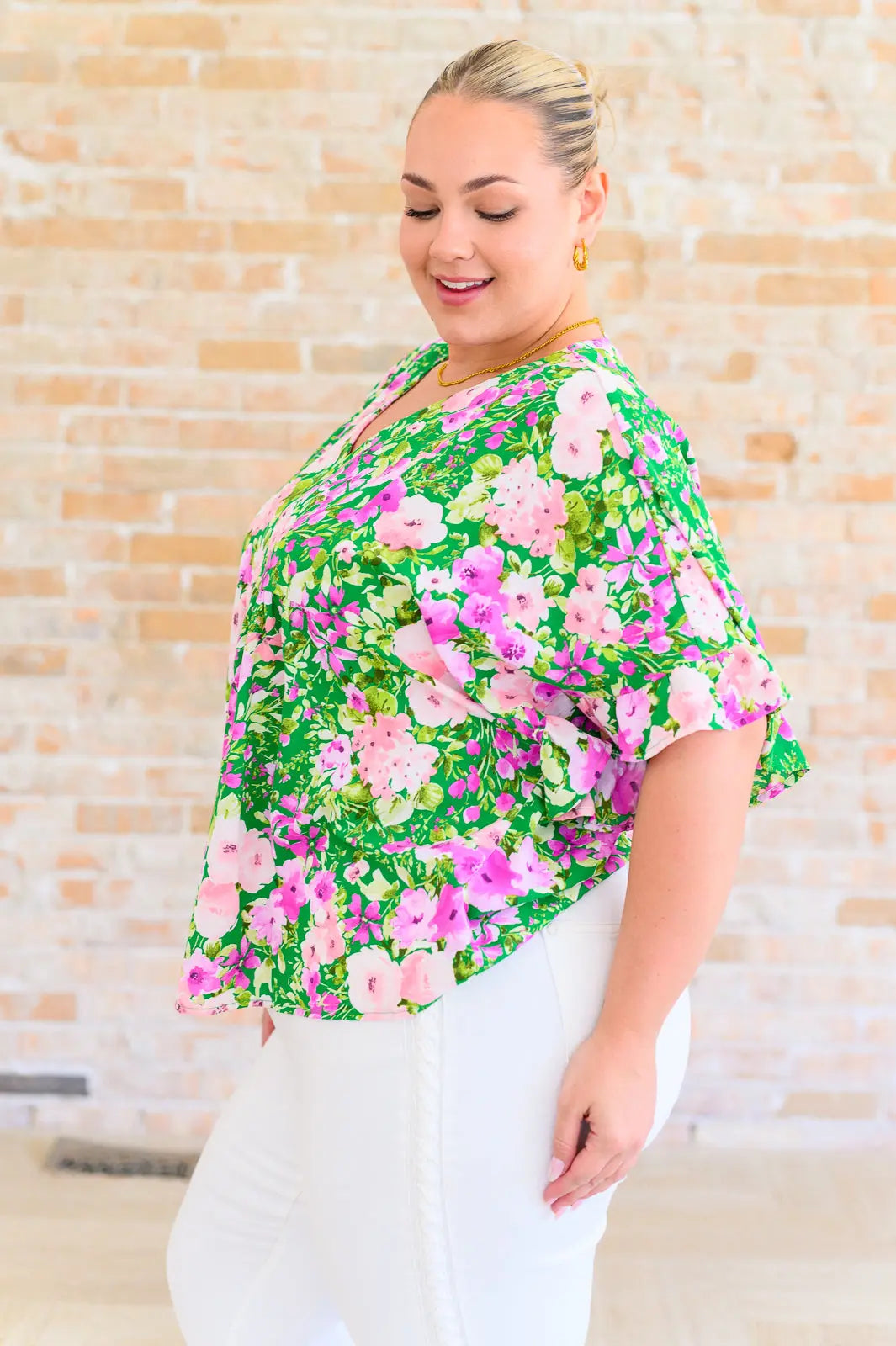 Florence V-Neck Statement Top in Kelly Green | Elegant Women's Blouse for Work, Party & Date Night | Perfect for Office, Cocktail Events & Evening Outfits