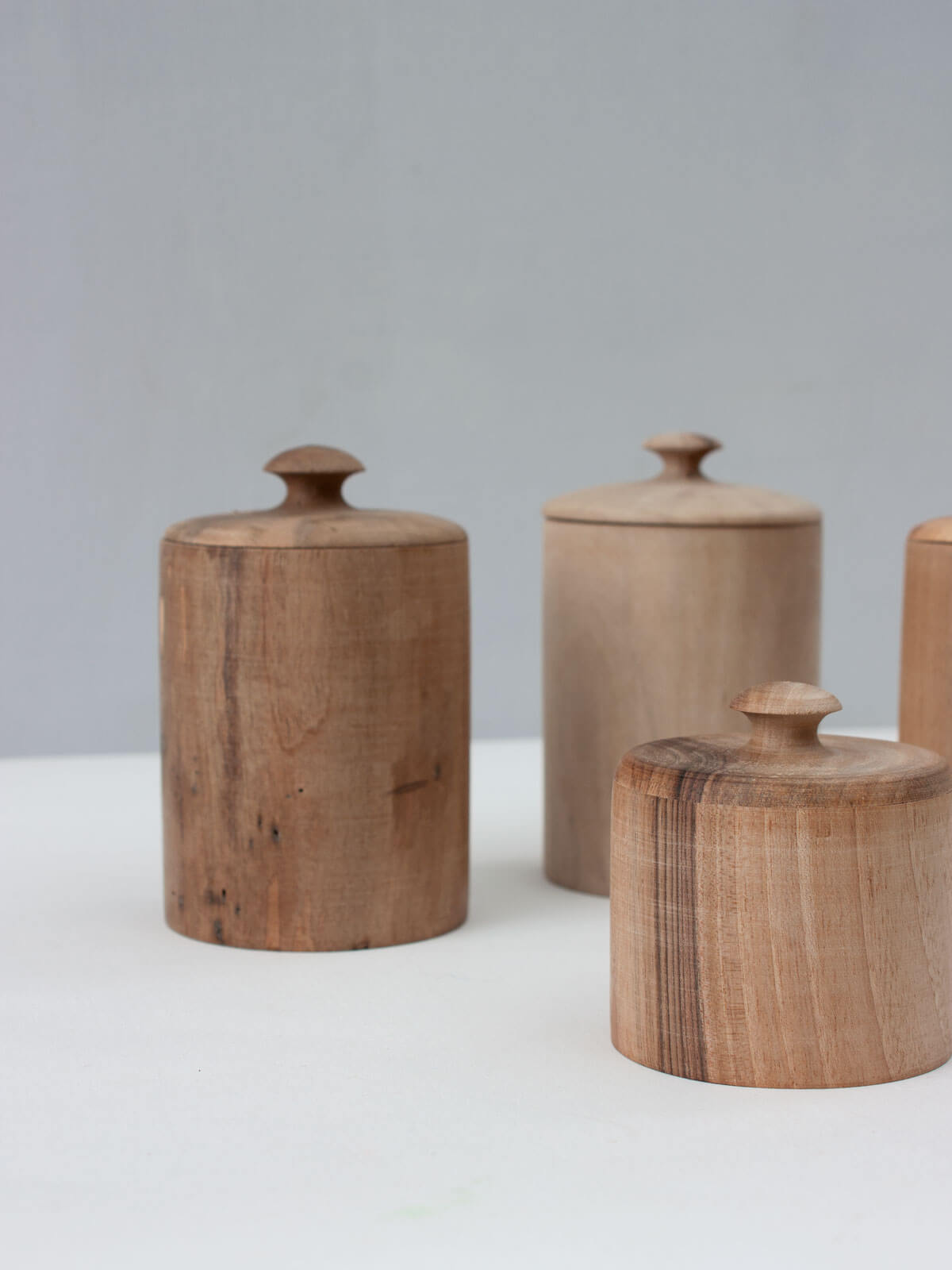 Handcrafted Walnut Wood Lidded Pot with Airtight Seal - Premium Kitchen Storage Container for Spices, Tea & Coffee | Eco-Friendly Home Decor & Gift Idea