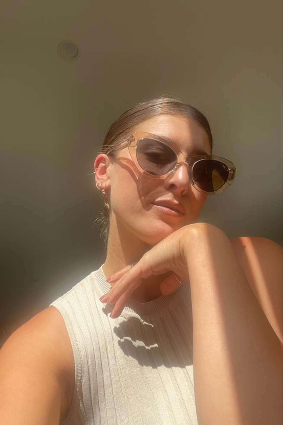 Stylish Demi Pink Sunglasses for Women - UV Protection & Fashionable - Perfect for Beach, Driving & Outdoor Activities