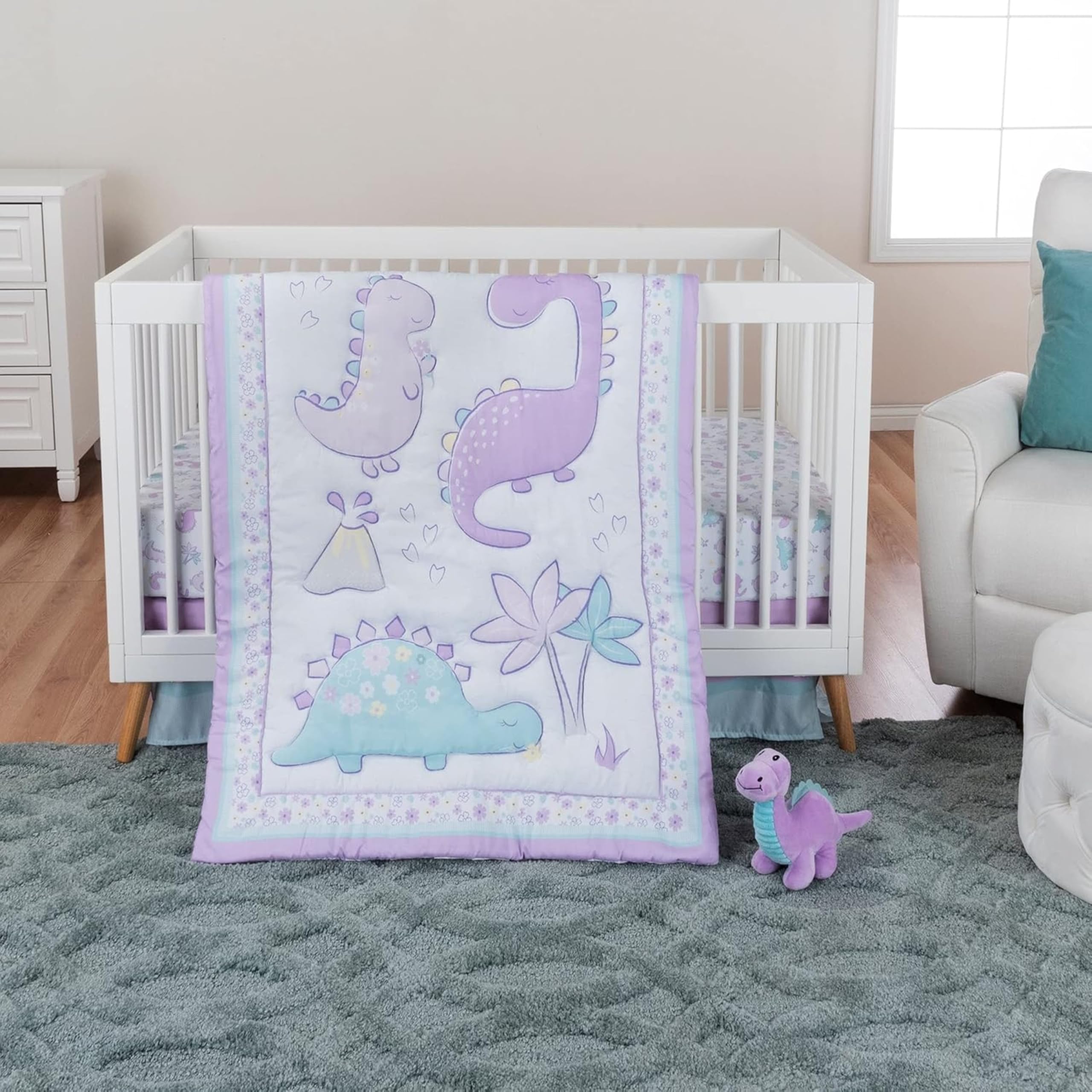 Sammy & Lou Tiny Dinos 4-Piece Baby Crib Bedding Set - Soft Quilt, Fitted Sheet, Crib Skirt & Plush Dinosaur Toy | Adorable Dinosaur Nursery Decor for Boys & Girls | Perfect for Newborns, Infants & Toddlers