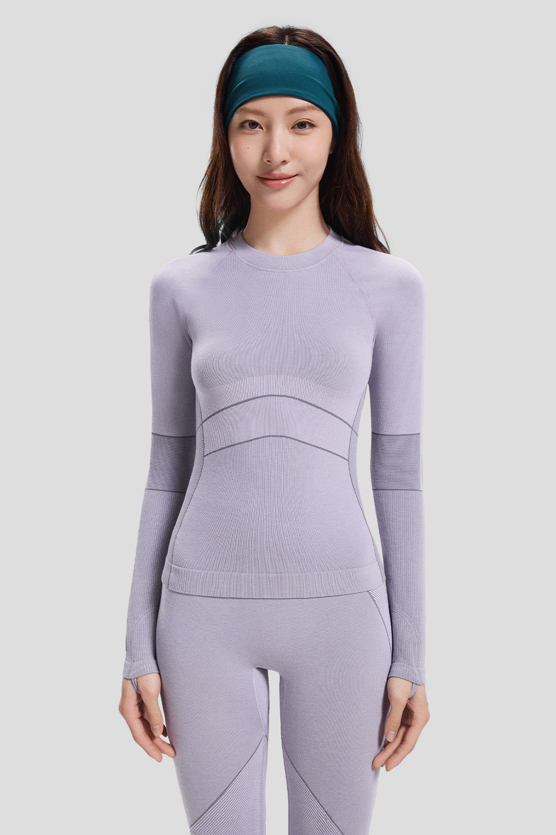ActiveFlex Women's Sport Performance Set - High-Quality Workout Outfit for Running, Yoga & Gym - Perfect for Active Lifestyles & Fitness Enthusiasts