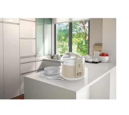Electrolux E4RC1 350B 1.8L Smart Rice Cooker with Multi-Function for Perfect Rice, Steaming & Slow Cooking - Ideal for Home, Dorm & Small Kitchen Use