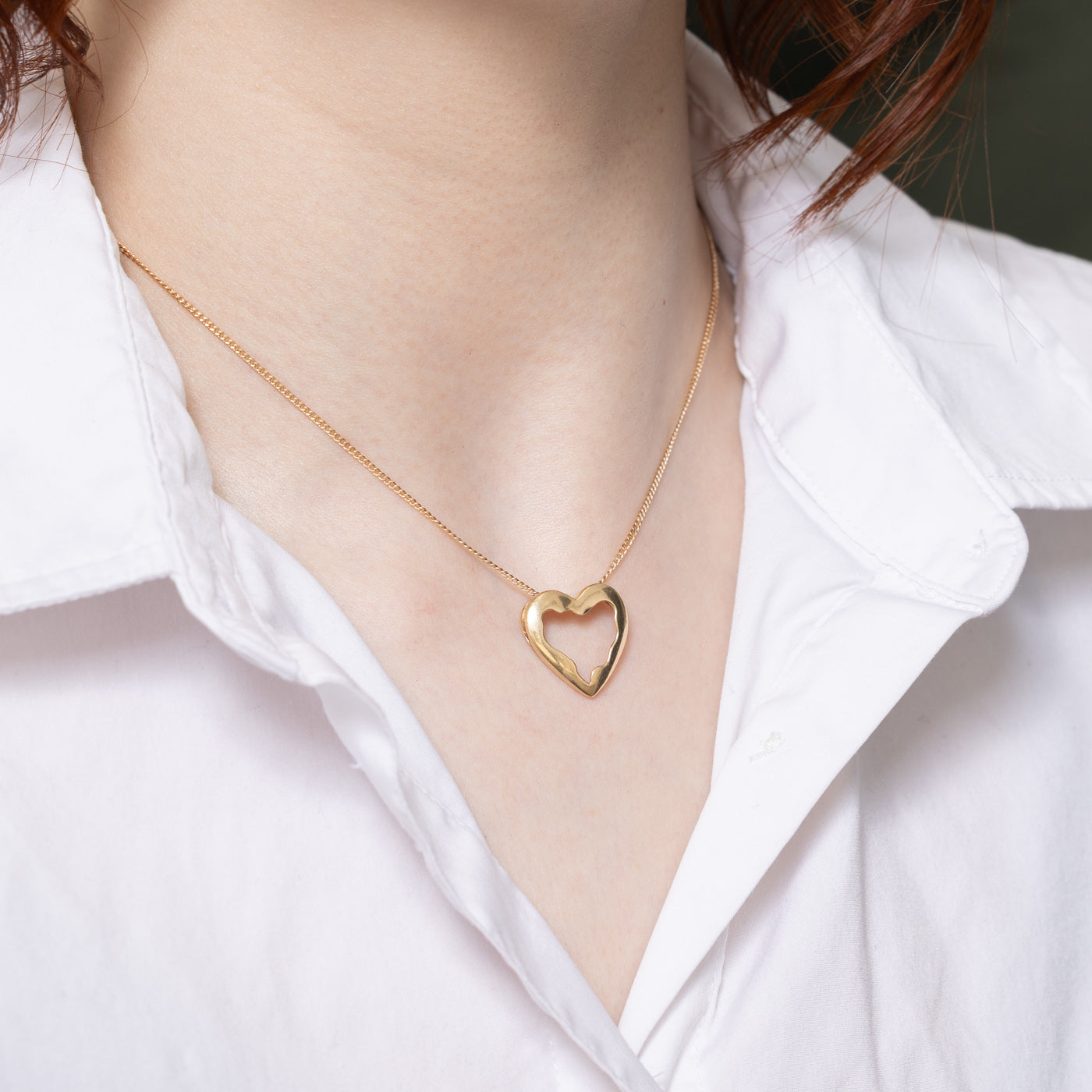 10K Yellow Gold Hollow Heart Pendant Necklace for Women - Elegant Dainty Jewelry Gift for Her - Perfect for Valentine's Day, Anniversary & Everyday Wear