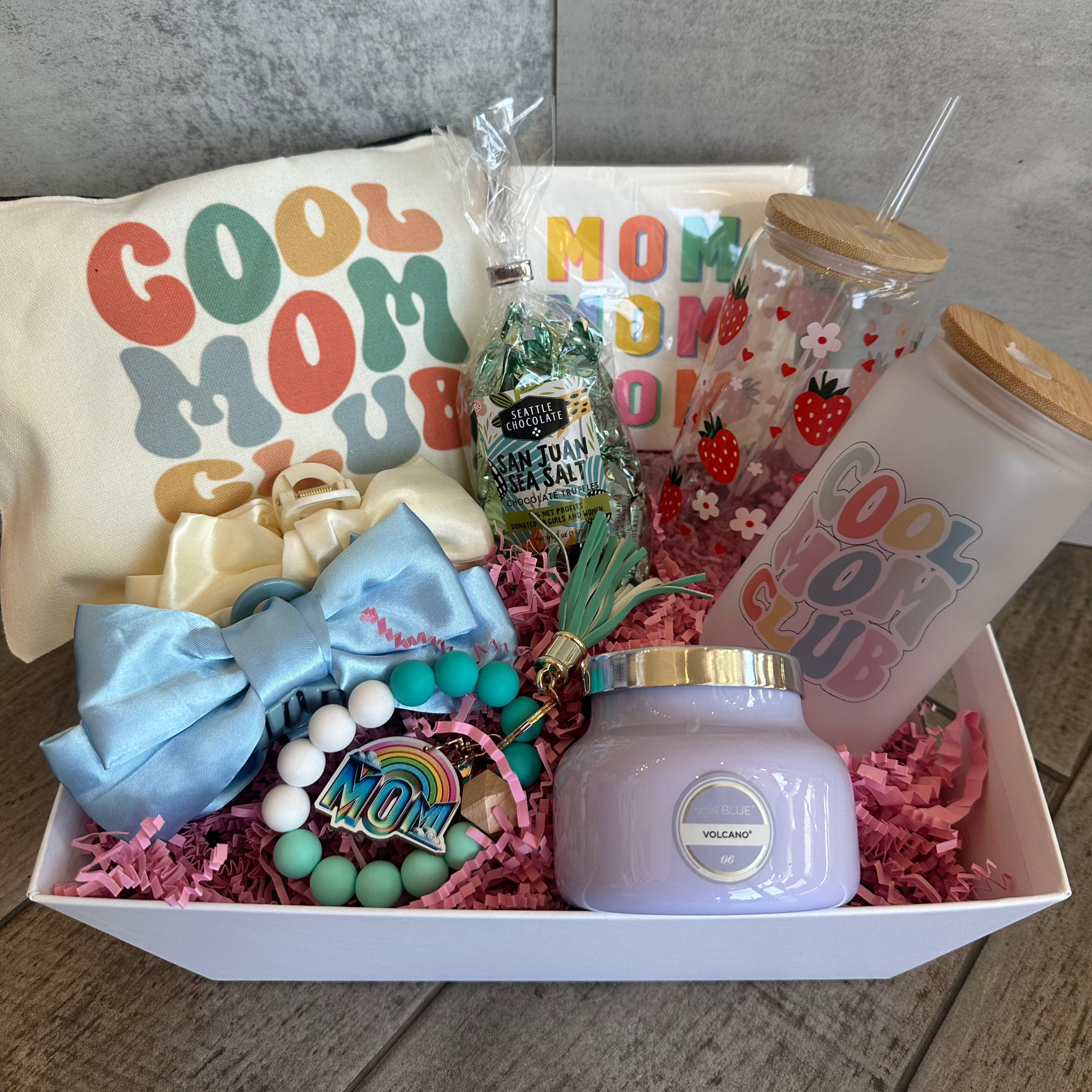 Best Mother's Day Gift Basket - Luxury Spa & Gourmet Treats Set for Mom - Perfect for Birthdays, Anniversaries & Thank You Gifts