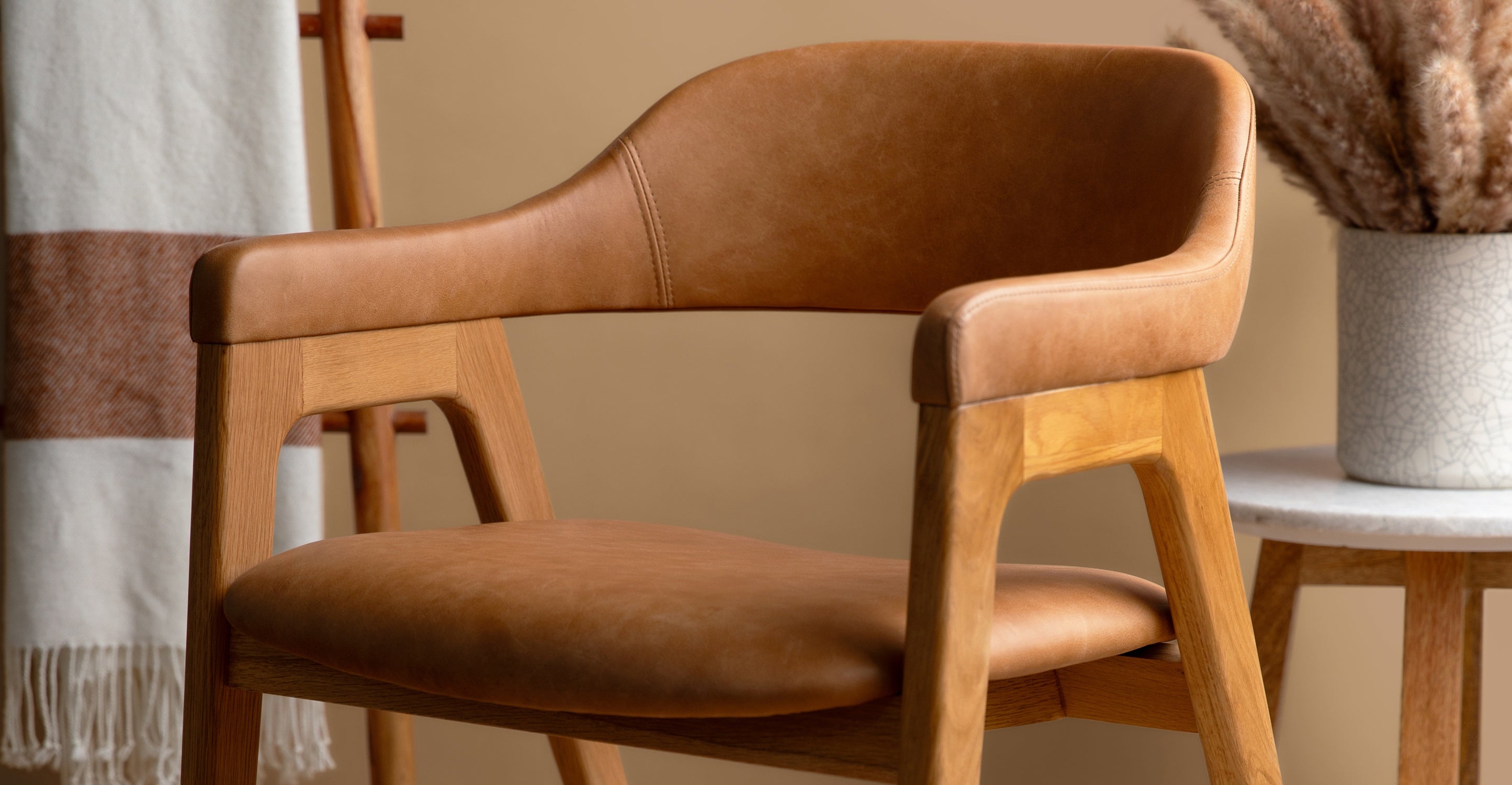 Premium Lando Leather Dining Chair - Modern & Comfortable Leather Upholstered Seat for Home, Restaurant, Office - Perfect for Dining Room, Kitchen, Conference Room & Lounge