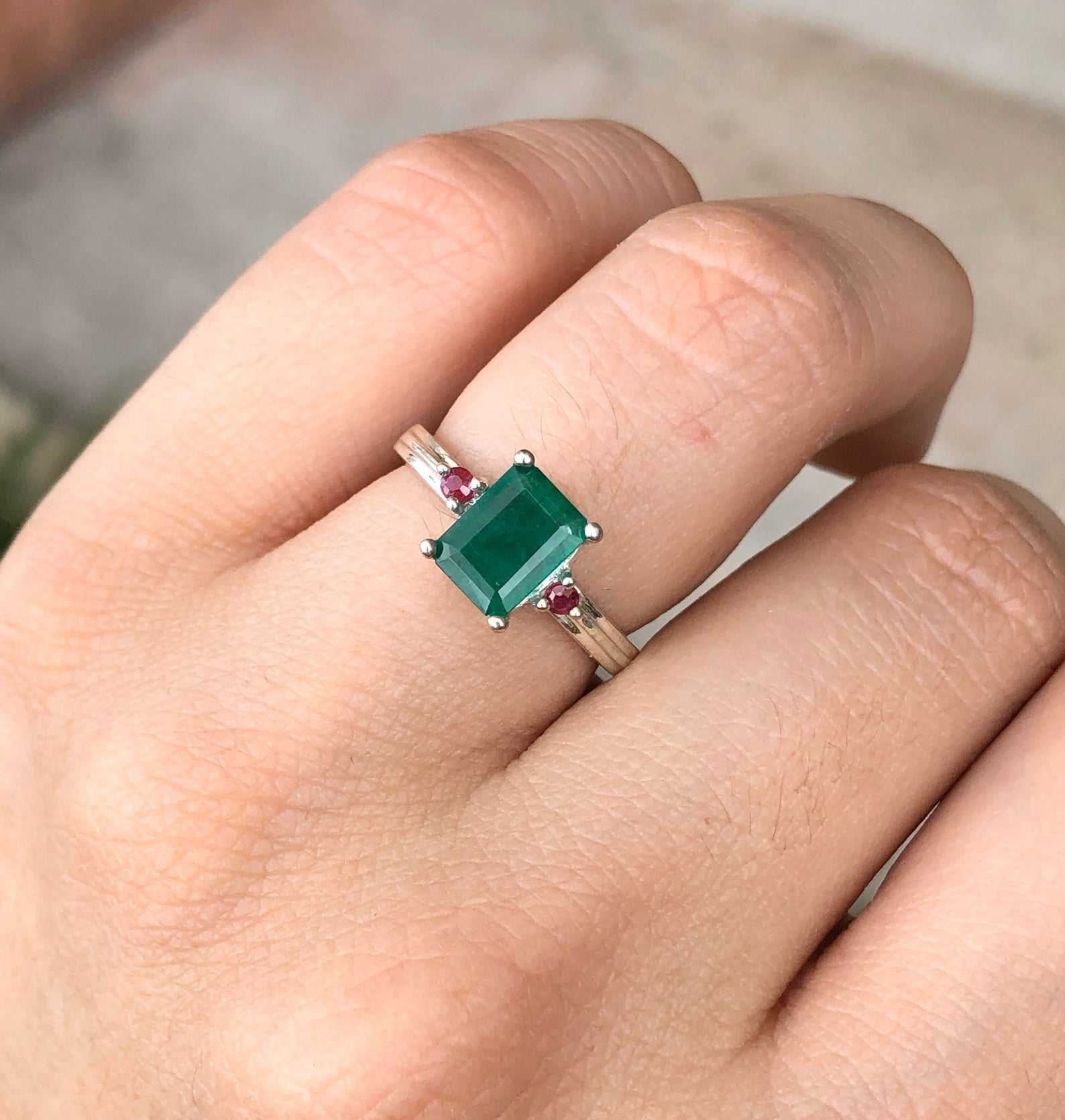 1.30 TCW Emerald & Ruby Three Stone Engagement Ring in 925 Sterling Silver - Perfect for Proposals, Anniversaries & Special Occasions