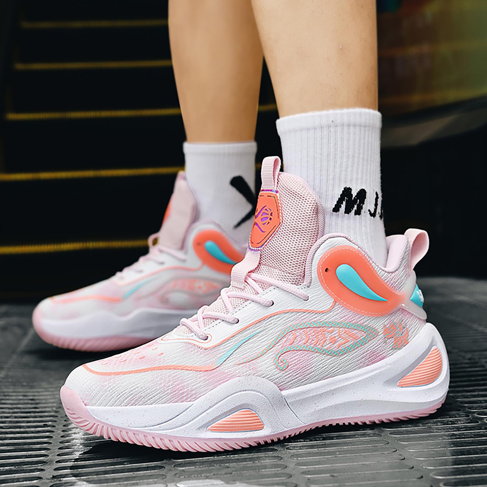 Best High Top Basketball Shoes for Men & Women - Breathable Anti-Slip Sneakers for Sports, Gym & Street Fashion