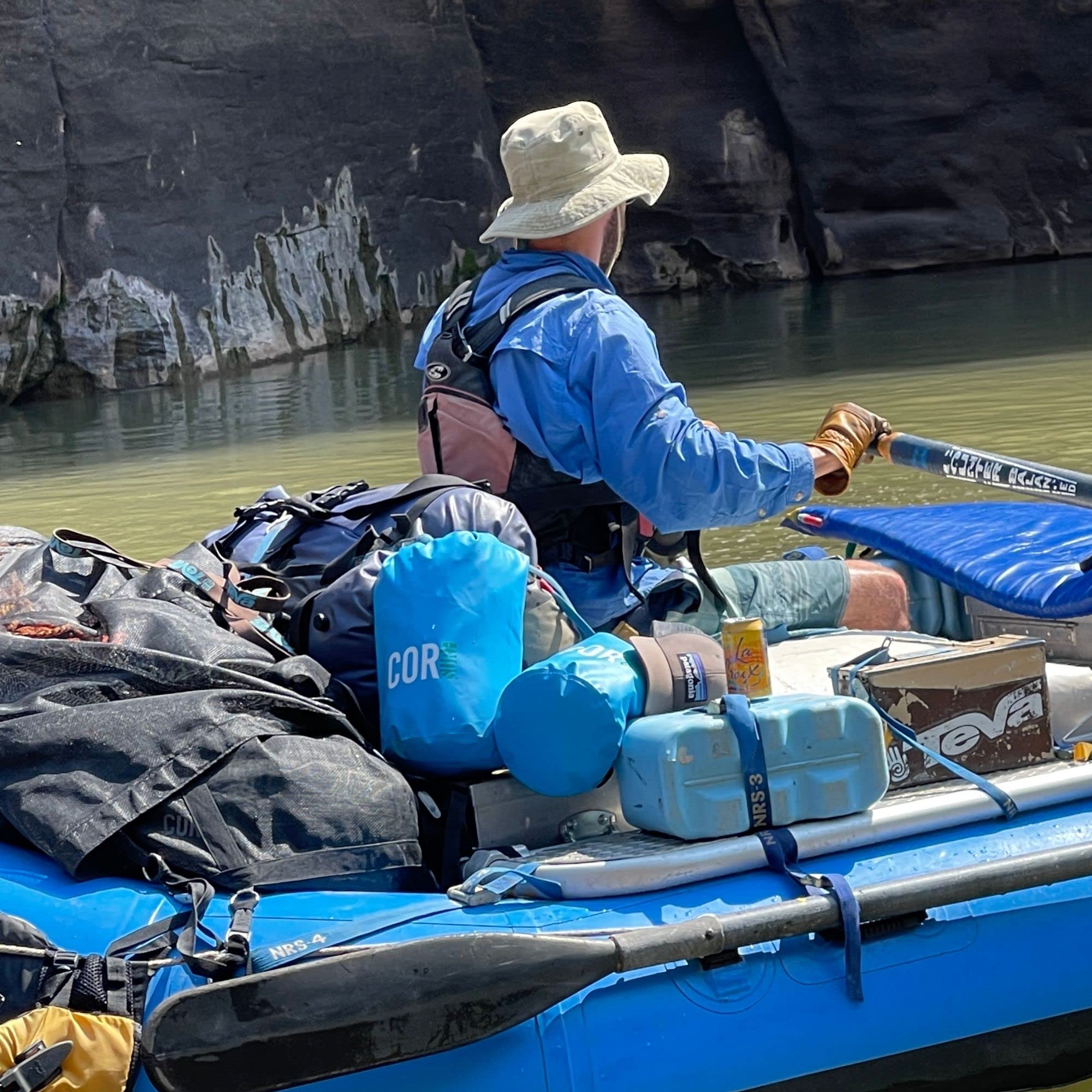 Waterproof Dry Bag 3L 5L 10L 15L - Floating Roll Top Sack for Kayaking, Rafting, Boating & Water Sports | Keep Gear Dry for Swimming, Camping, Hiking, Beach Trips & Fishing Adventures | Compact & Lightweight for Travel & Outdoor Activities