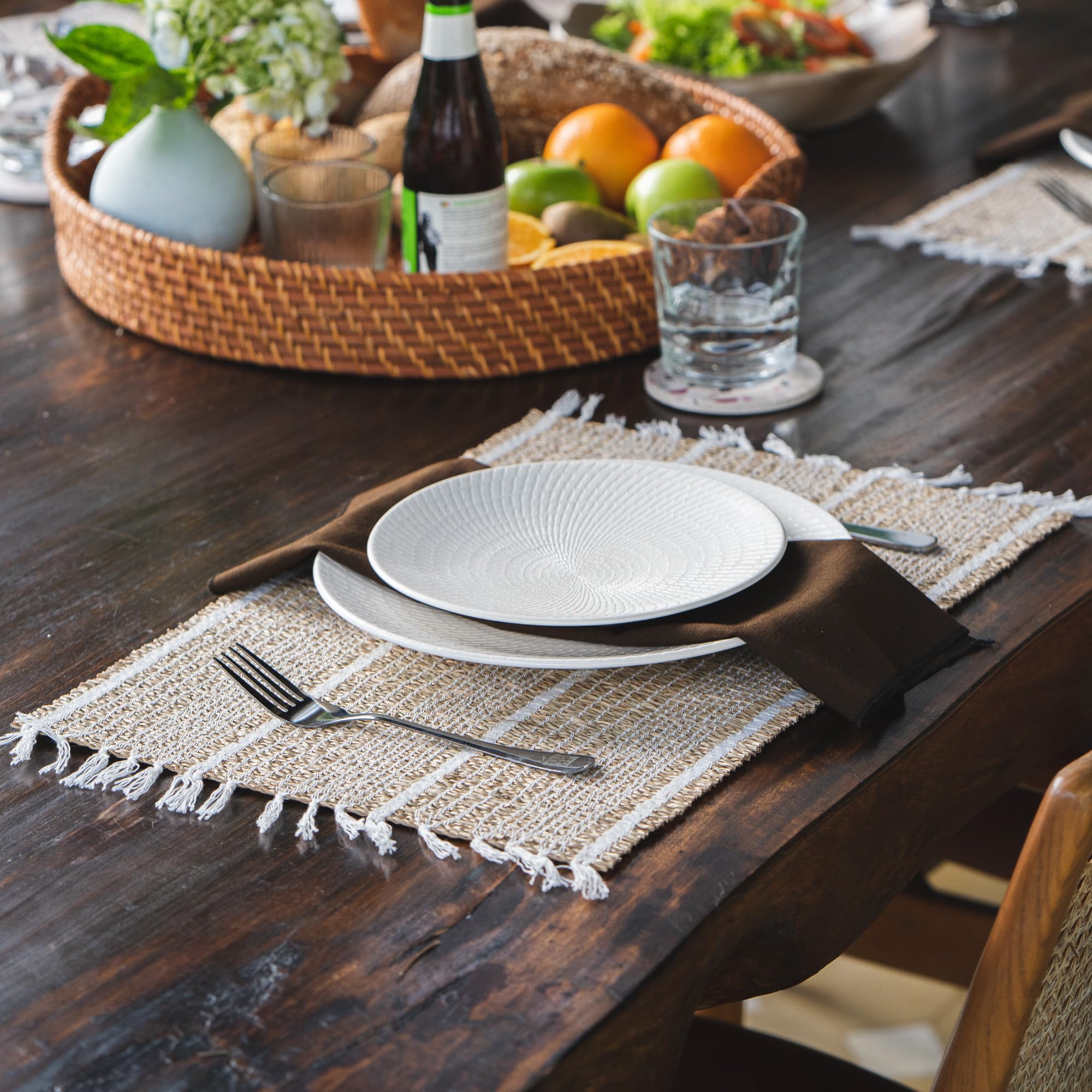 Artera Woven Placemats Set of 6 - Natural Wicker & Seagrass Straw Braided Table Mats, Heat Resistant Non-Slip Handmade Placemats for Dining Table, Kitchen, Outdoor Picnic (Style 2)