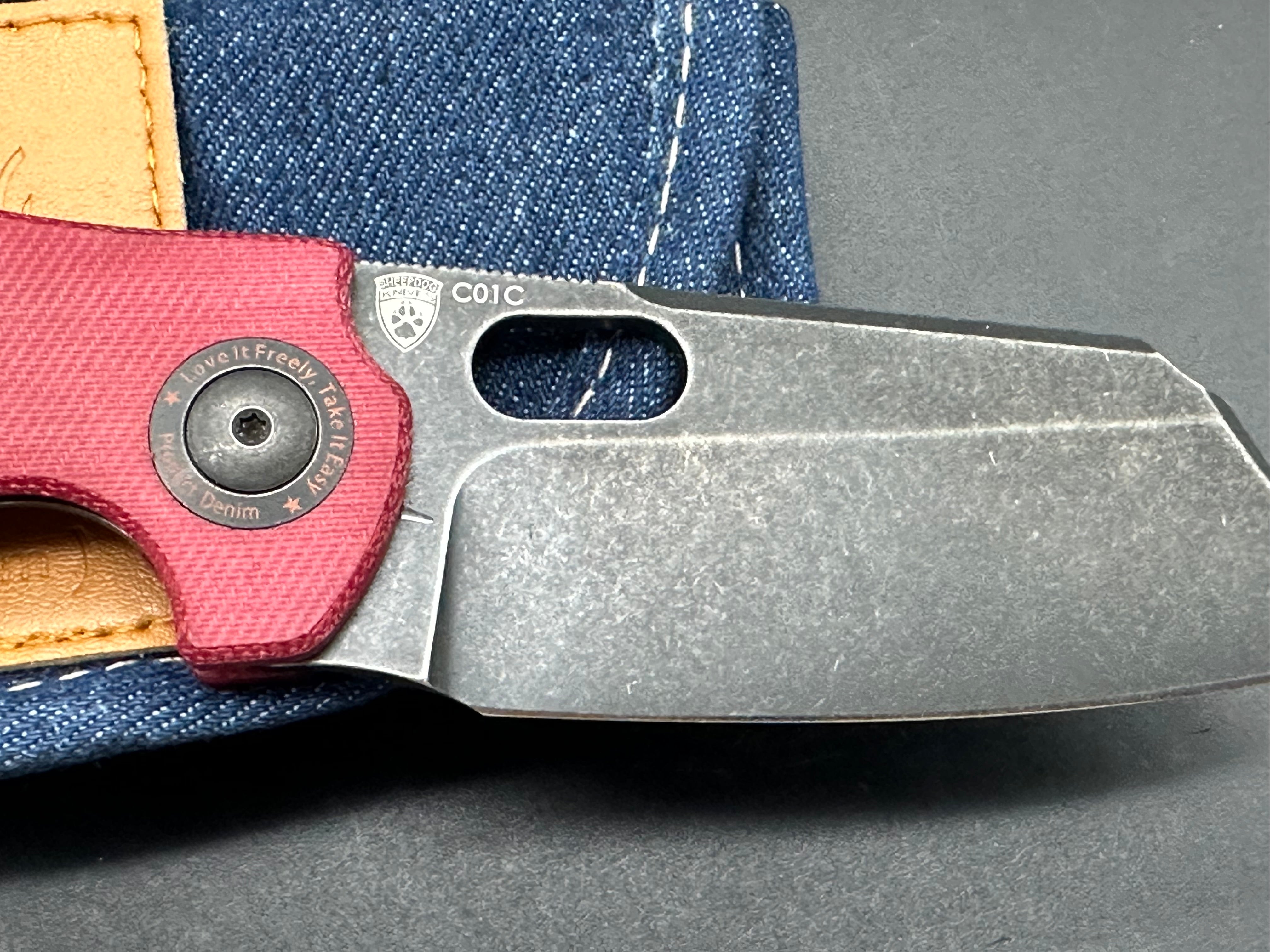 Kizer C01C Sheepdog Folding Knife - Red Denim Micarta Handle, 3.29