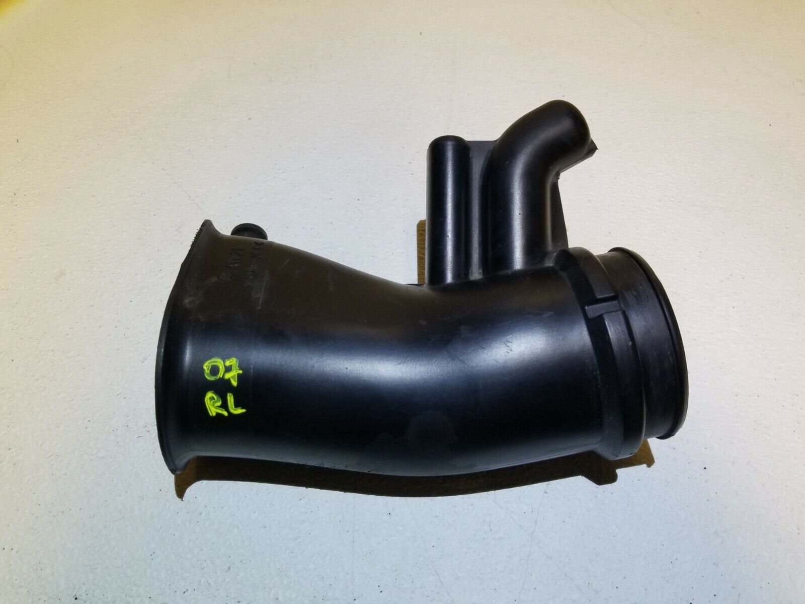 2005-2008 Acura RL OEM Air Intake Duct Replacement - High Performance Engine Air Filter Tube for Improved Acceleration & Fuel Efficiency - Perfect for Daily Commuting & Highway Driving