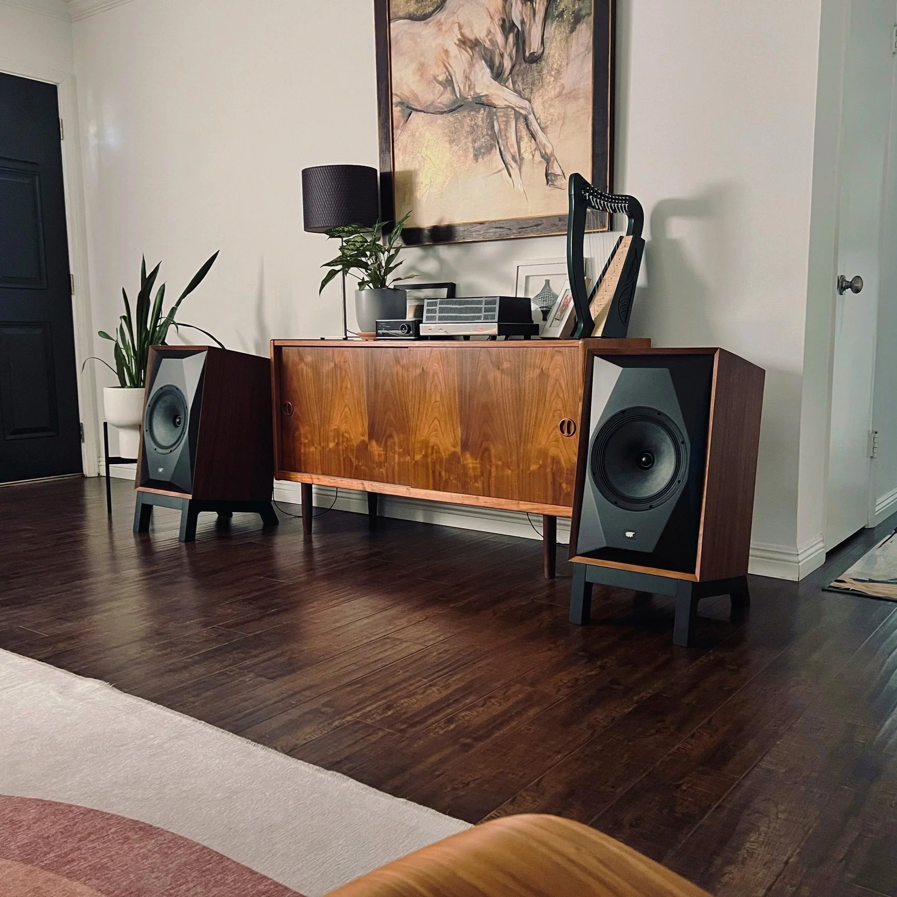 MoFi SourcePoint 10 Low Profile Speaker Stands (Pair) - Premium Bookshelf Speaker Stands for Home Audio & Studio Use