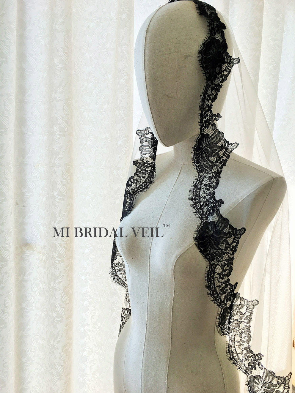 Spanish Mantilla Wedding Veil - Elegant Lace Bridal Veil with Blusher for Church Ceremony | Black Cathedral Length Wedding Veil for Bride | Perfect for Traditional Spanish Weddings, Catholic Nuptials & Formal Occasions