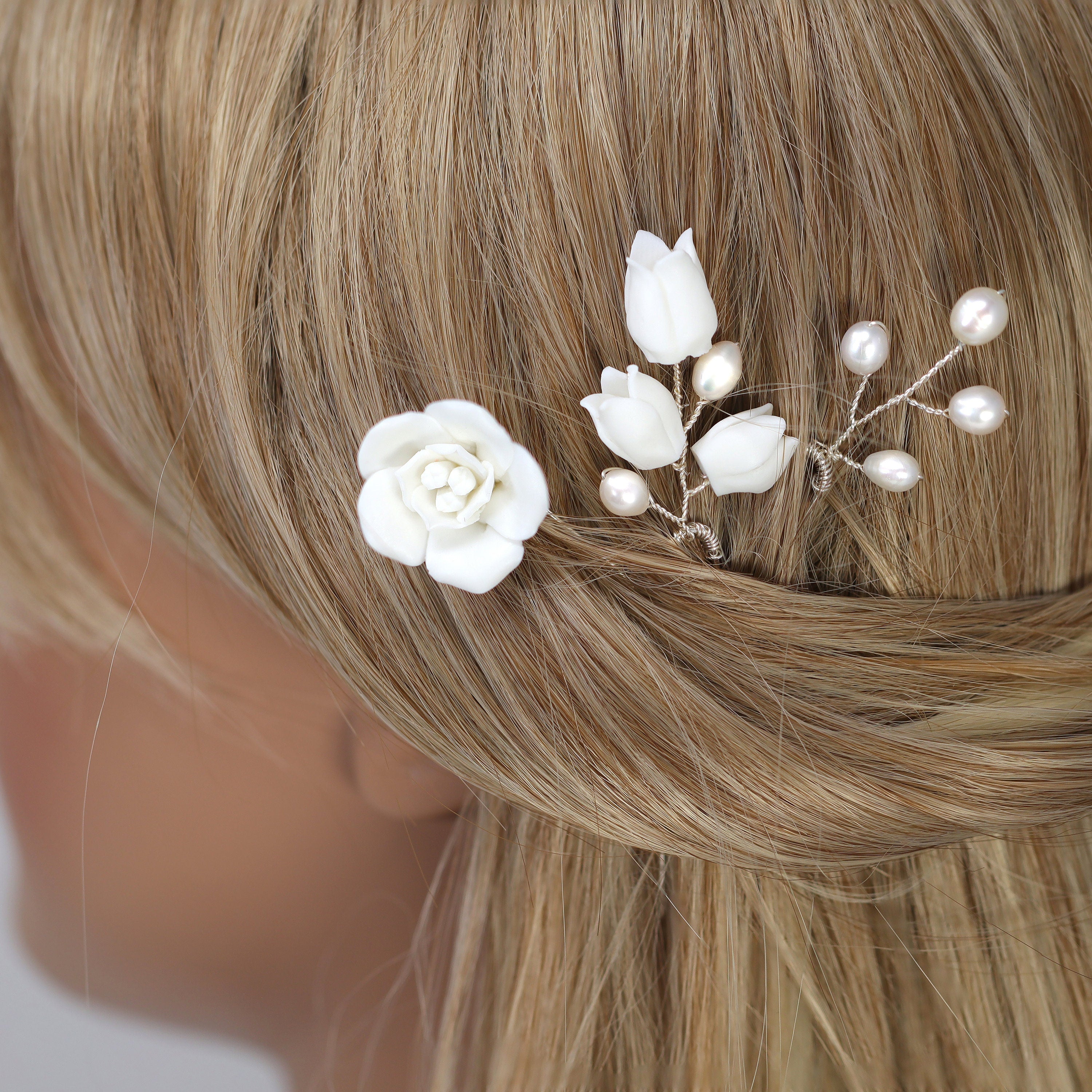 3-Piece Freshwater Pearl Dusted White Rose & Lily Blossom Hair Comb Set - Elegant Bridal Hair Pins & Wedding Hair Accessories for Brides, Bridesmaids & Special Occasions