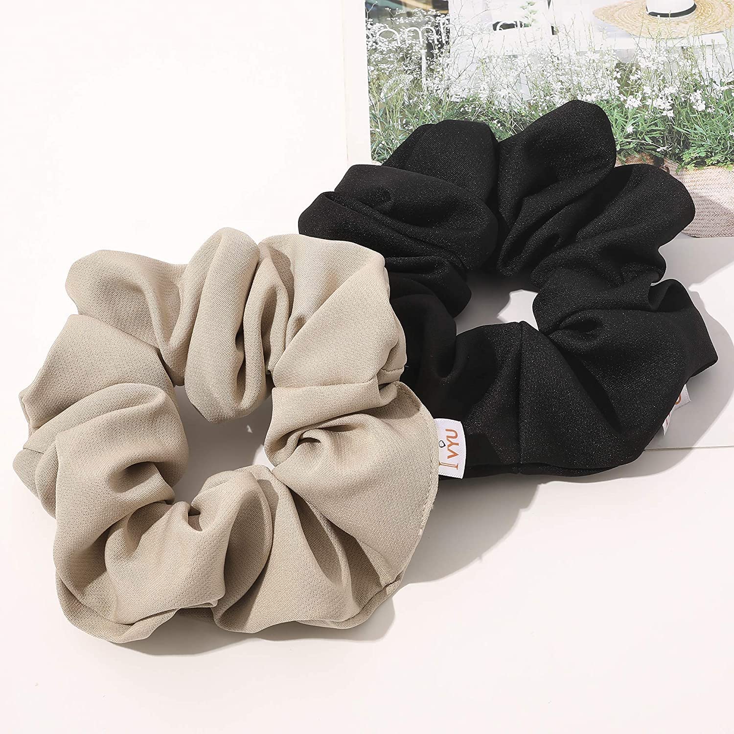 ALIBA COLLECTION Large Scrunchies for Thick Hair - No Crease Hair Ties for Women & Girls, Soft Jumbo Scrunchy for Curly Hair - Perfect for Workouts, Yoga, Office & Everyday Use