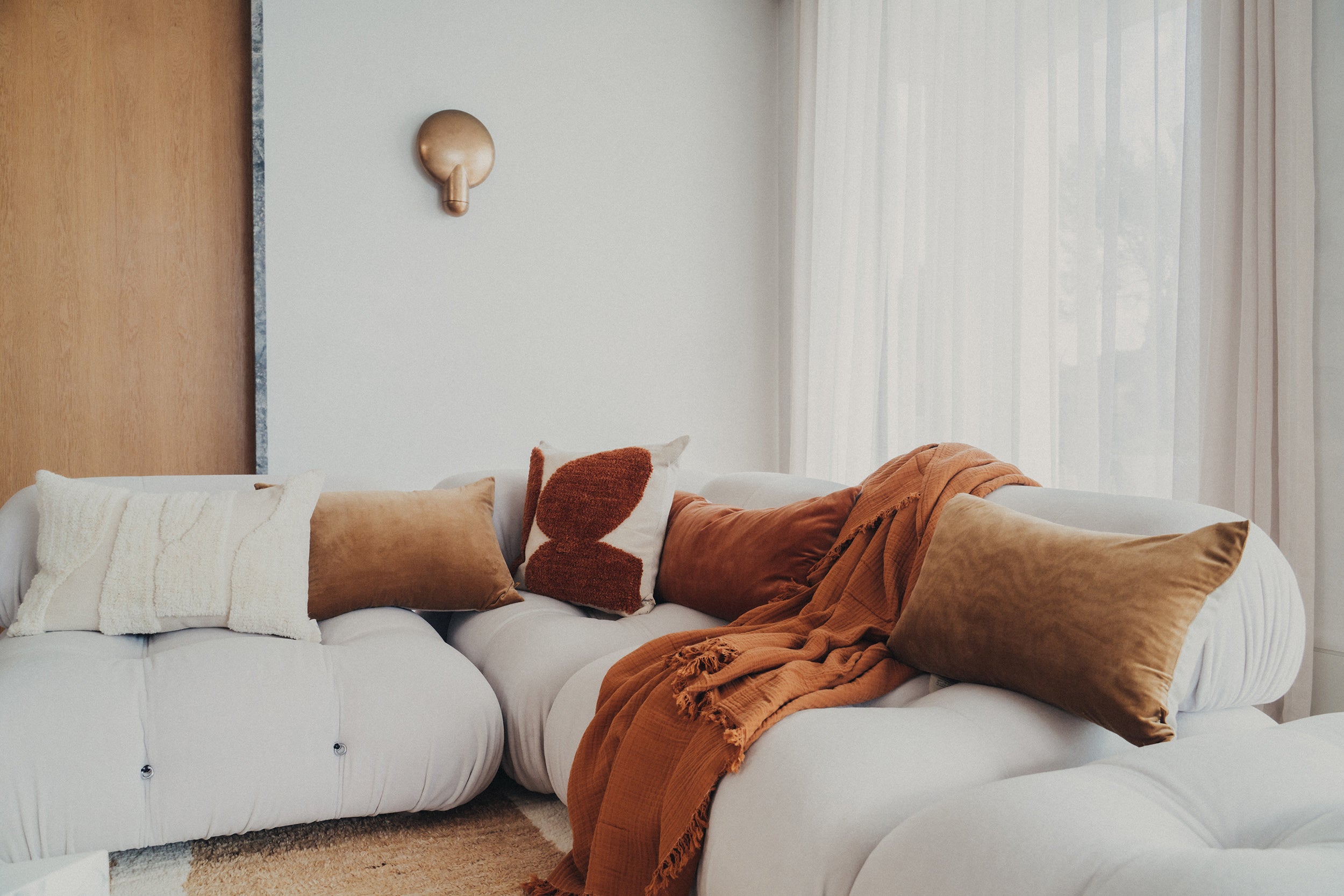 Enes Soft Cotton Throw Blanket - Warm & Cozy Terracotta Throw for Couch, Bed, or Sofa - Perfect for Relaxing, Lounging, and Home Decor