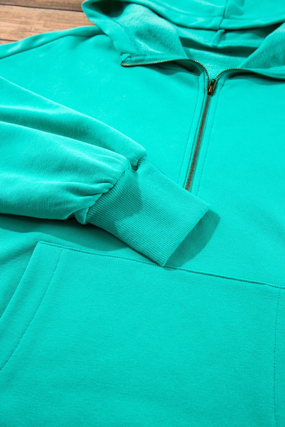 Aruba Blue Fleece Hoodie for Men & Women - Soft & Warm Zip Up Sweatshirt with Pockets - Perfect for Outdoor Activities, Casual Wear & Travel