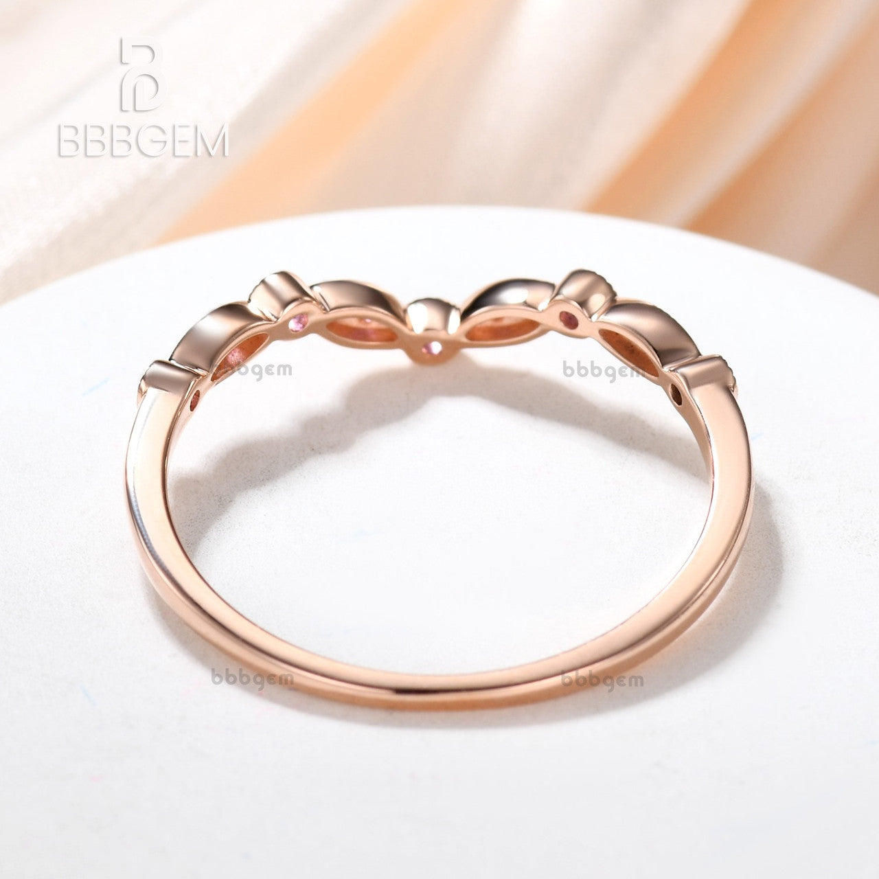 14K Rose Gold Milgrain Marquise Curve V Amethyst Wedding Band – Elegant Bridal Ring for Women, Perfect for Engagement, Anniversary & Special Occasions