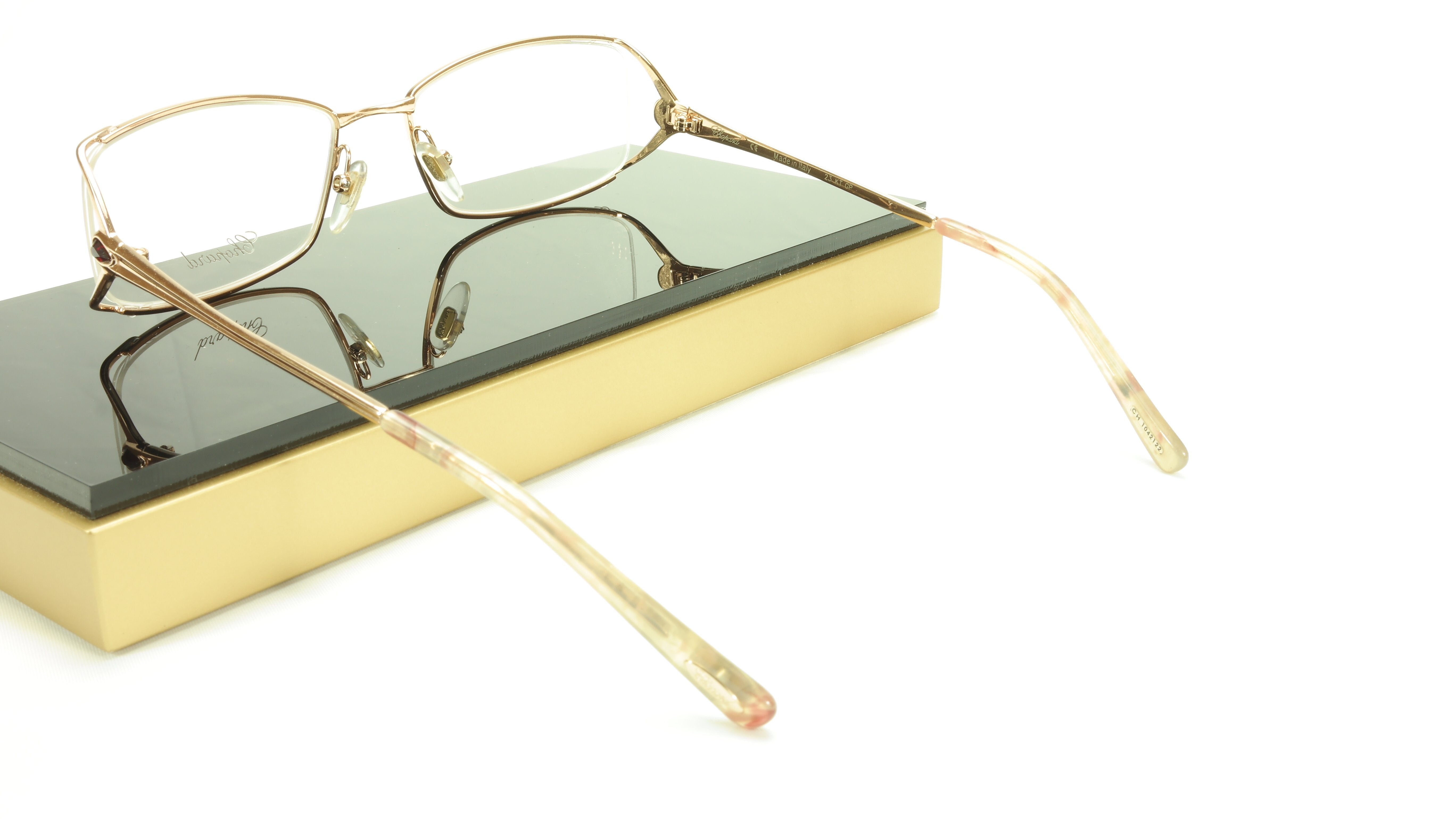 Chopard VCH 946S 8FCX Gold Plated Metal Eyeglasses Frame - Made in Italy - 55-18-135 Size - Luxury Designer Optical Glasses for Men & Women - Perfect for Office, Reading & Fashion Accessories