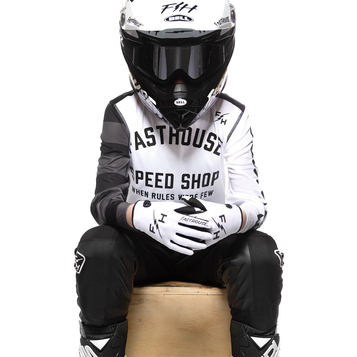 FASTHOUSE Youth Carbon Cycling Jersey - Lightweight Breathable Bike Shirt for Boys & Girls - Perfect for Road Biking, Mountain Biking & Cycling Competitions