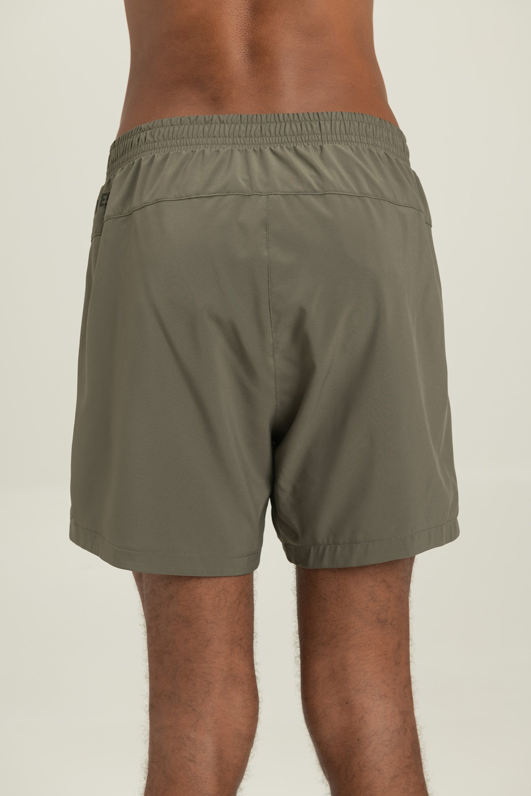 Men's Workout Training Shorts 452693 - Lightweight, Breathable & Comfortable for Gym, Running & Sports Activities
