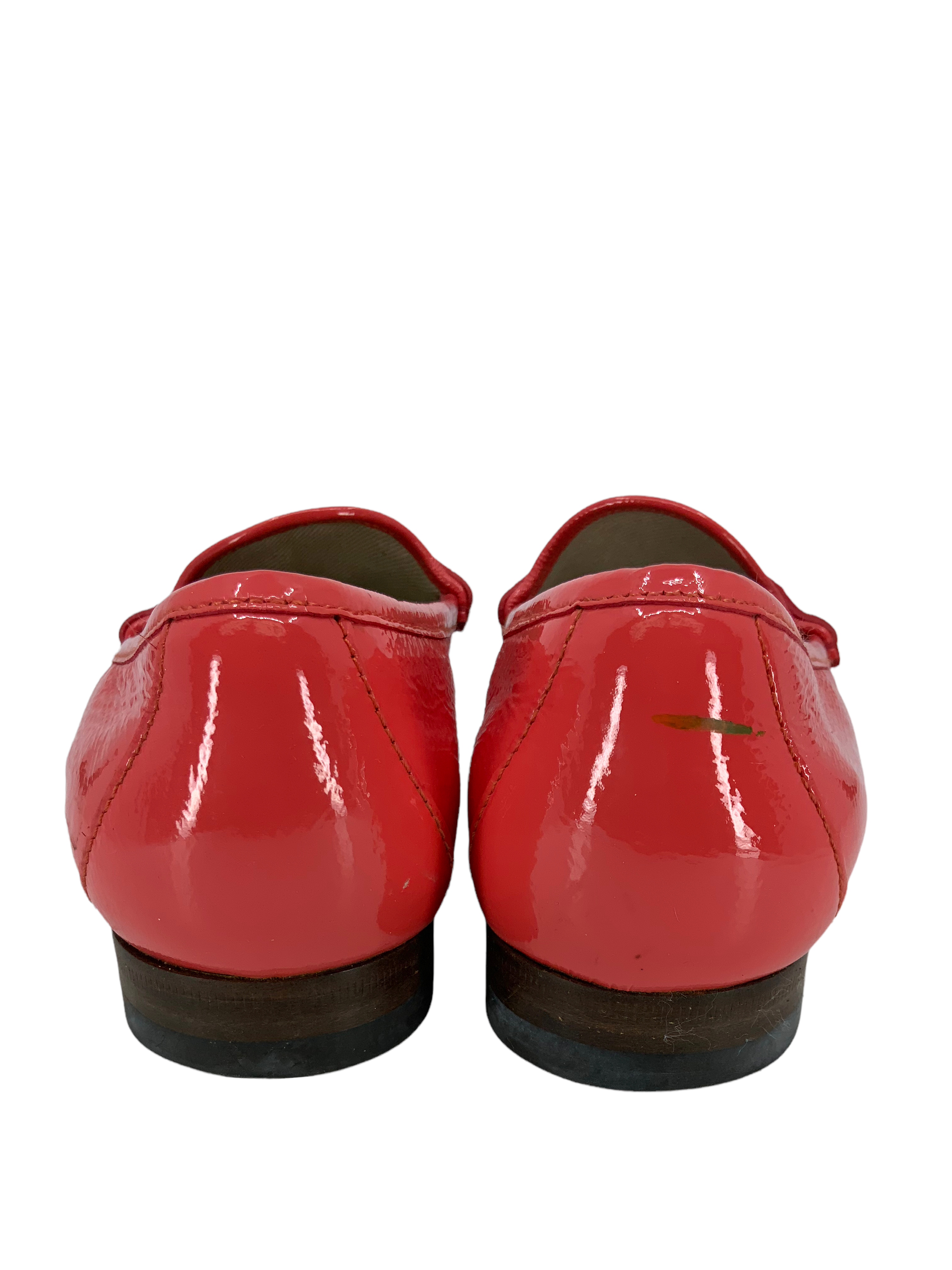 Gucci Classic Patent Leather Horsebit Loafers for Men - Size 8 US | Luxury Italian Designer Shoes for Business, Office & Formal Occasions