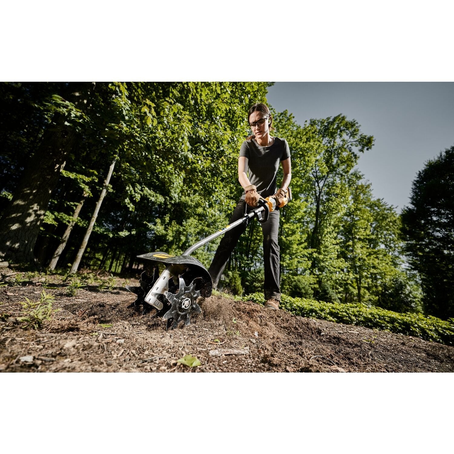 DEWALT DWOAS3CL Cultivator Attachment for Tiller - Heavy Duty Garden Soil Cultivator for Landscaping, Farming & Gardening - Compatible with DEWALT Power Heads