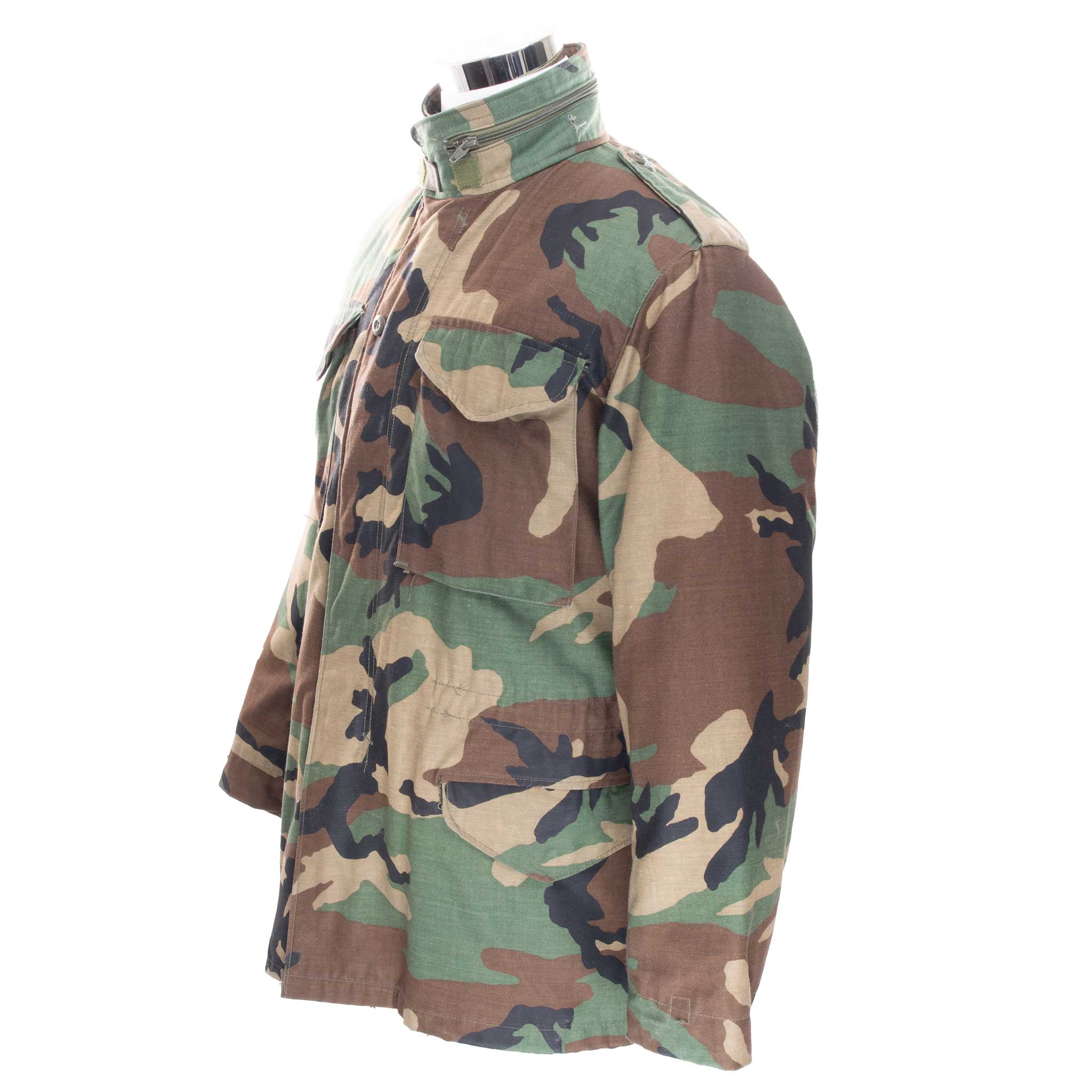 Vintage US Army M65 Woodland Camo Field Jacket 1985 Small Long - Military Surplus Outerwear for Hunting, Hiking & Outdoor Adventures