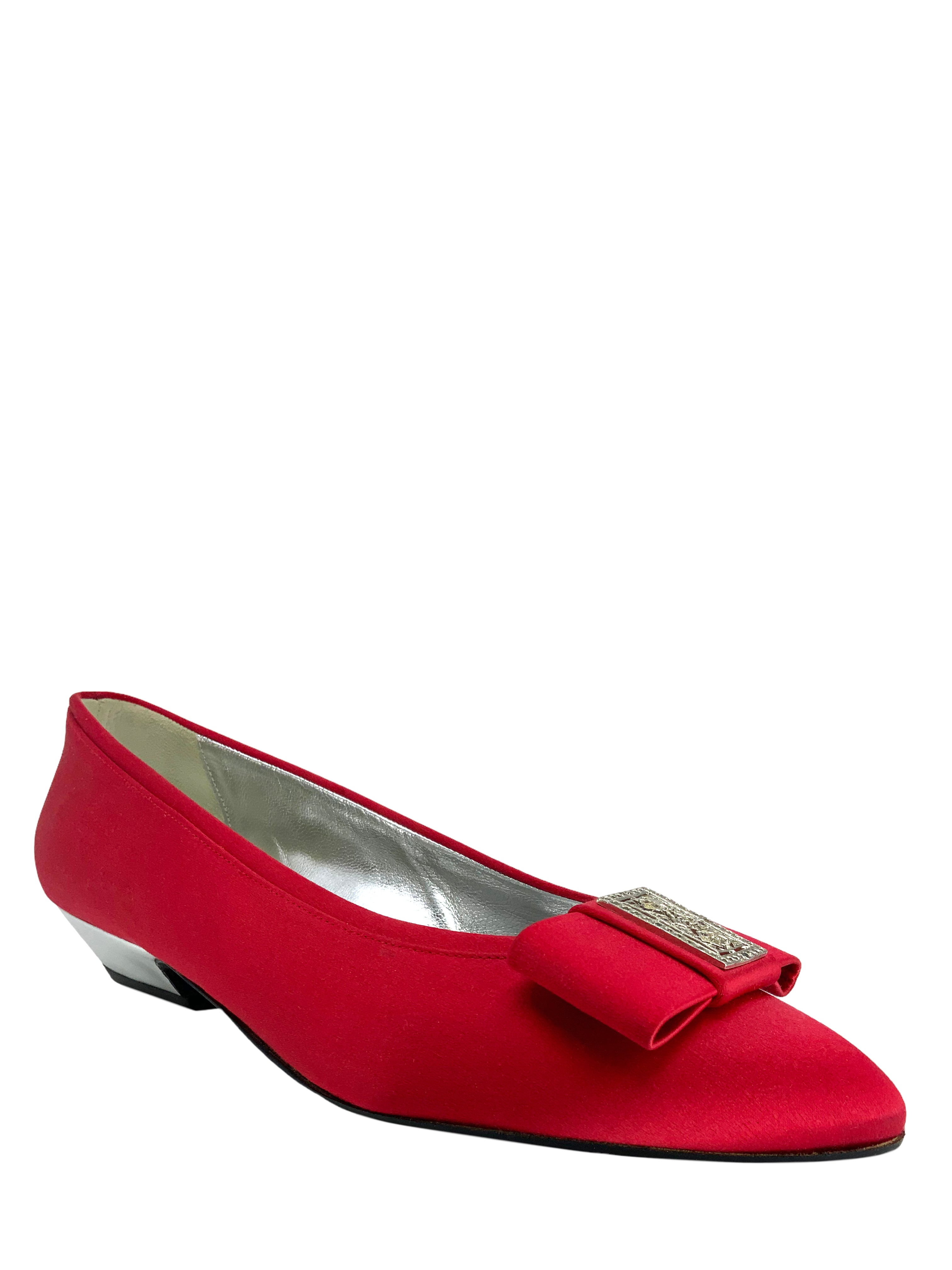 GUCCI Vintage Satin Crystal Bow Pumps - Women's Size 8 Heels for Wedding, Party & Special Occasions