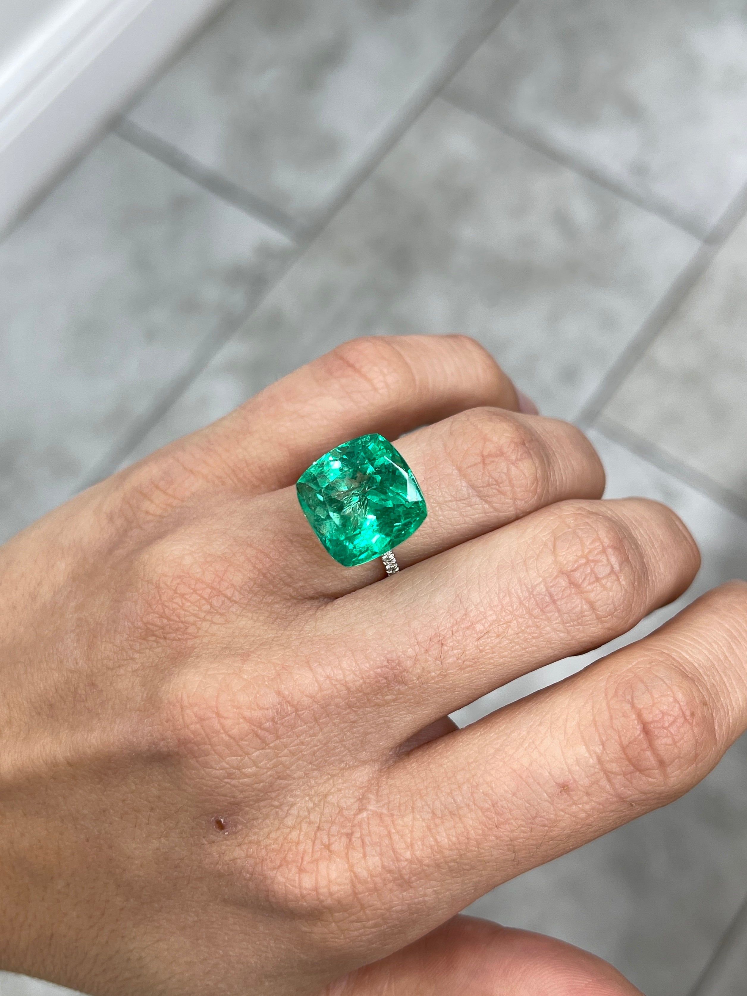 13.88 Carat 14x14mm Bluish Green Cushion Cut Loose Colombian Emerald - Ethically Mined Natural Gemstone for Jewelry Making, Engagement Rings & Luxury Gifts