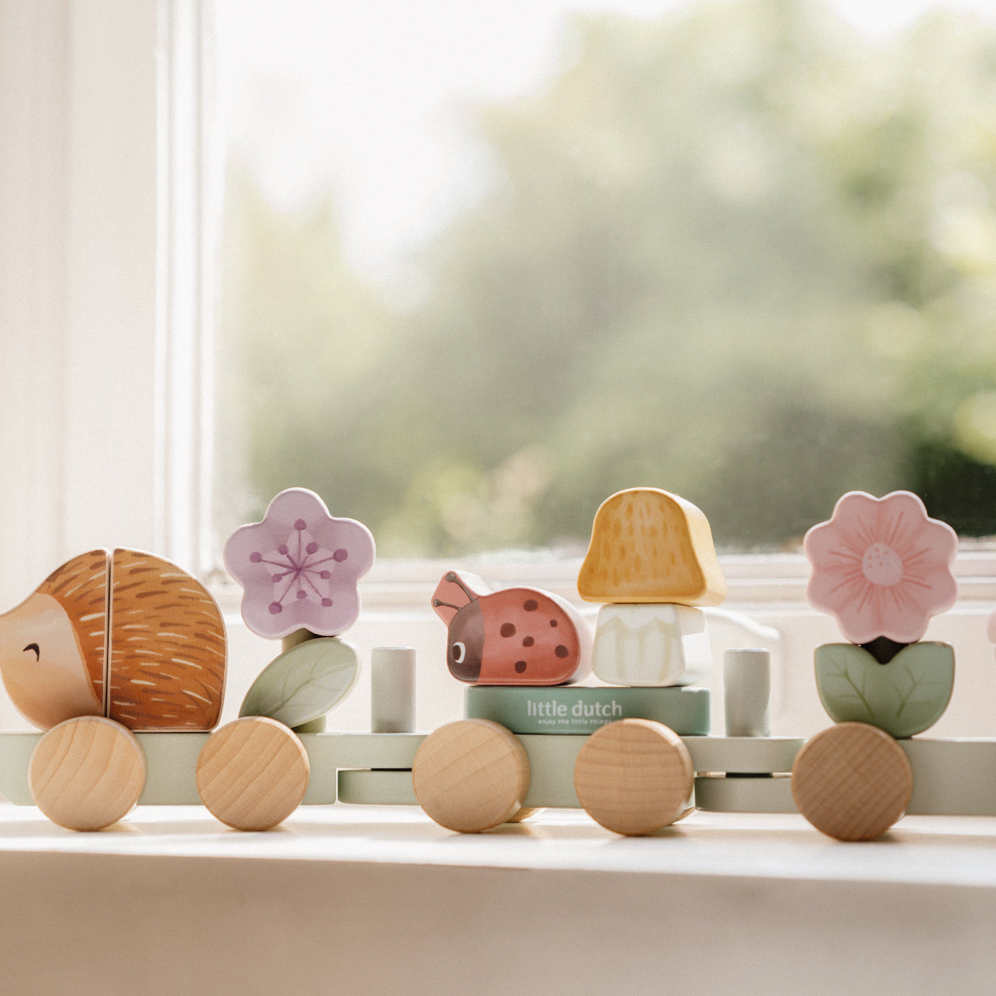 Fairy Garden Wooden Hedgehog Stacking Train Toy - Montessori Educational Stacking Blocks for Toddlers, Perfect for Imaginative Play & Kids Room Decor