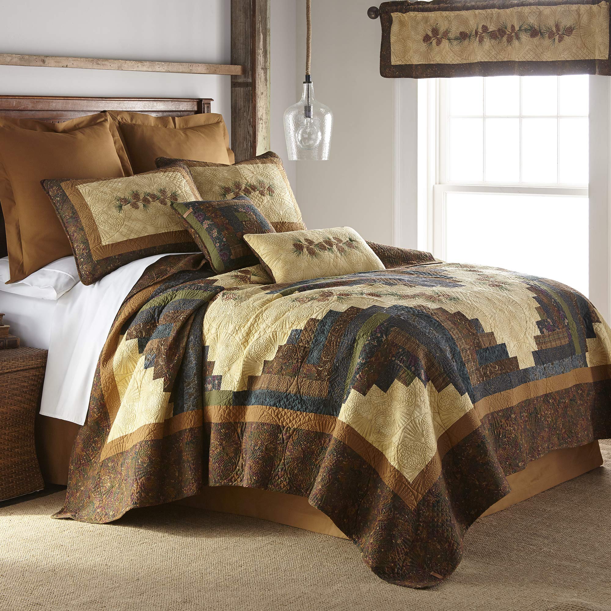 Donna Sharp King Bedding Set - 3 Piece Cabin Raising Pine Cone Lodge Quilt Set with King Quilt & 2 Standard Pillow Shams - Machine Washable - Cozy Lodge Style Bedroom Decor for Cabin, Farmhouse or Rustic Home