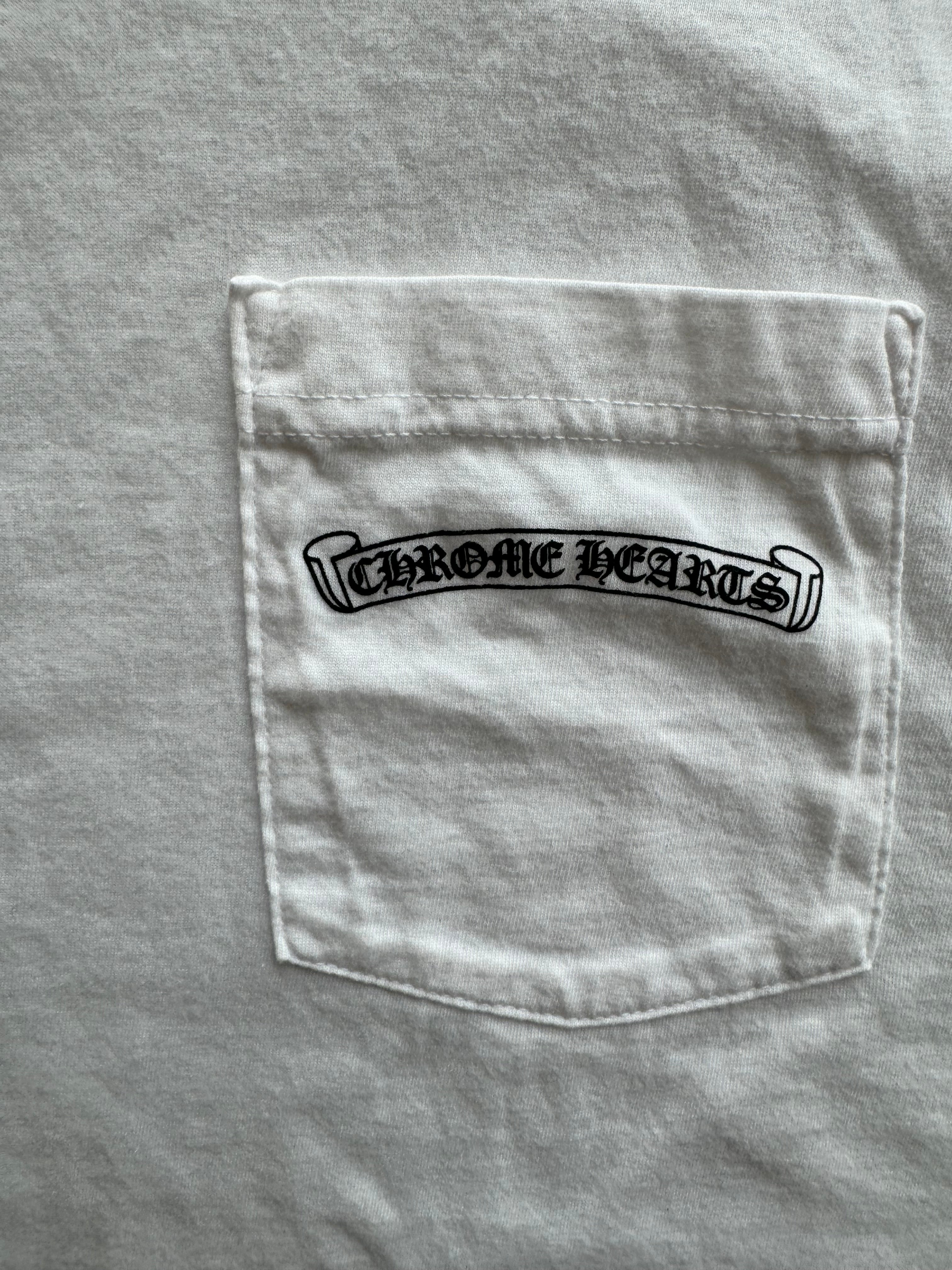 Chrome Hearts White & Black Scroll Logo T-Shirt for Men - Stylish Graphic Tee for Casual Wear & Street Fashion