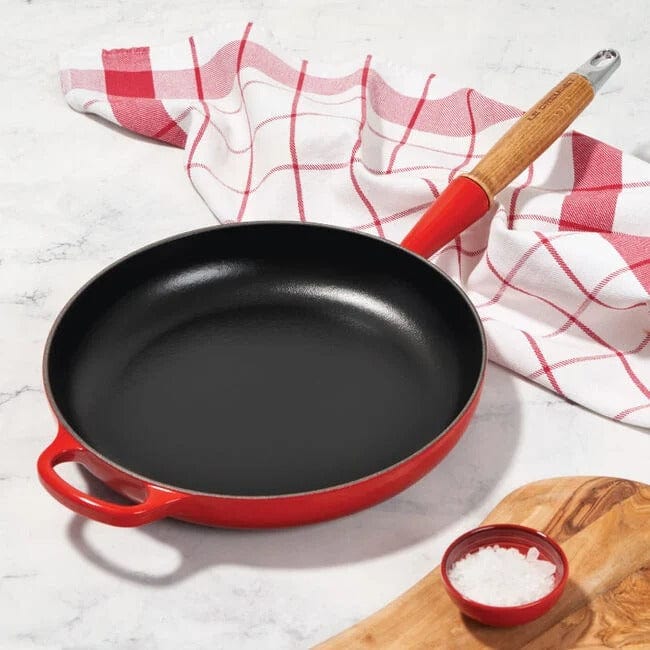 Le Creuset 10.25 Inch Nonstick Fry Pan with Alpine Wood Handle - Oven Safe & Dishwasher Safe Skillet for Searing, Frying & Cooking - Perfect for Stovetop, Oven & Everyday Kitchen Use
