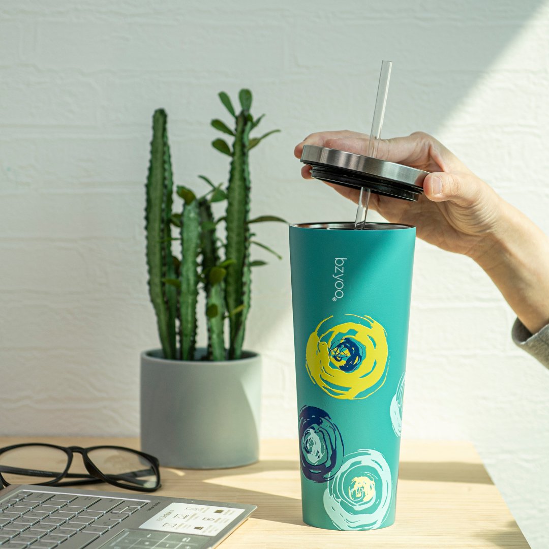 24oz Double Wall Vacuum Insulated Stainless Steel Tumbler with Straw Lid - Green Cyclone | Leakproof Travel Mug for Hot & Cold Drinks | Perfect for Gym, Office, Hiking & Outdoor Activities