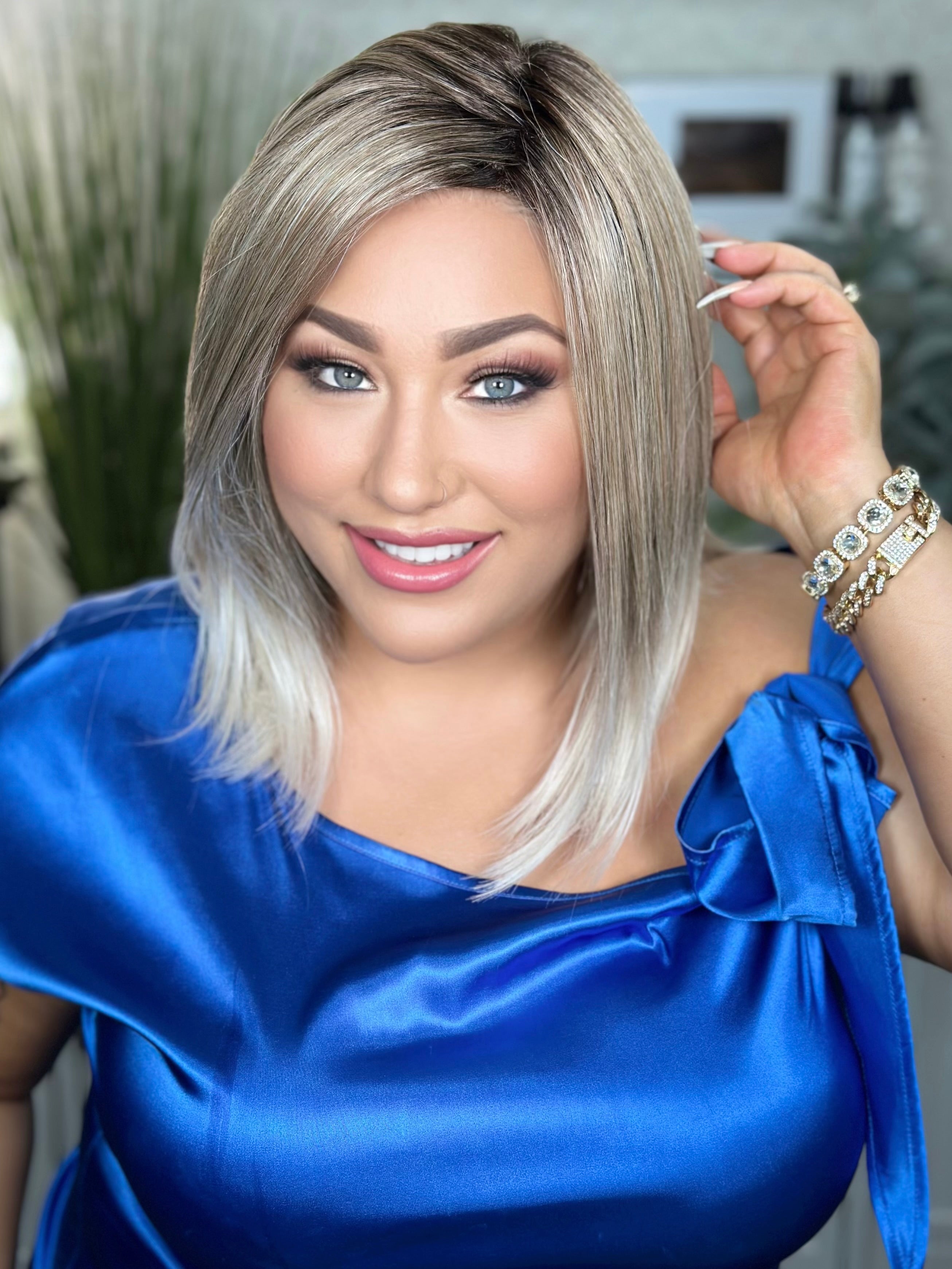 JOYFUL SOUND Foxy Blonde Wig - Natural Looking Blonde Cosplay Hair for Halloween, Parties & Costume Events
