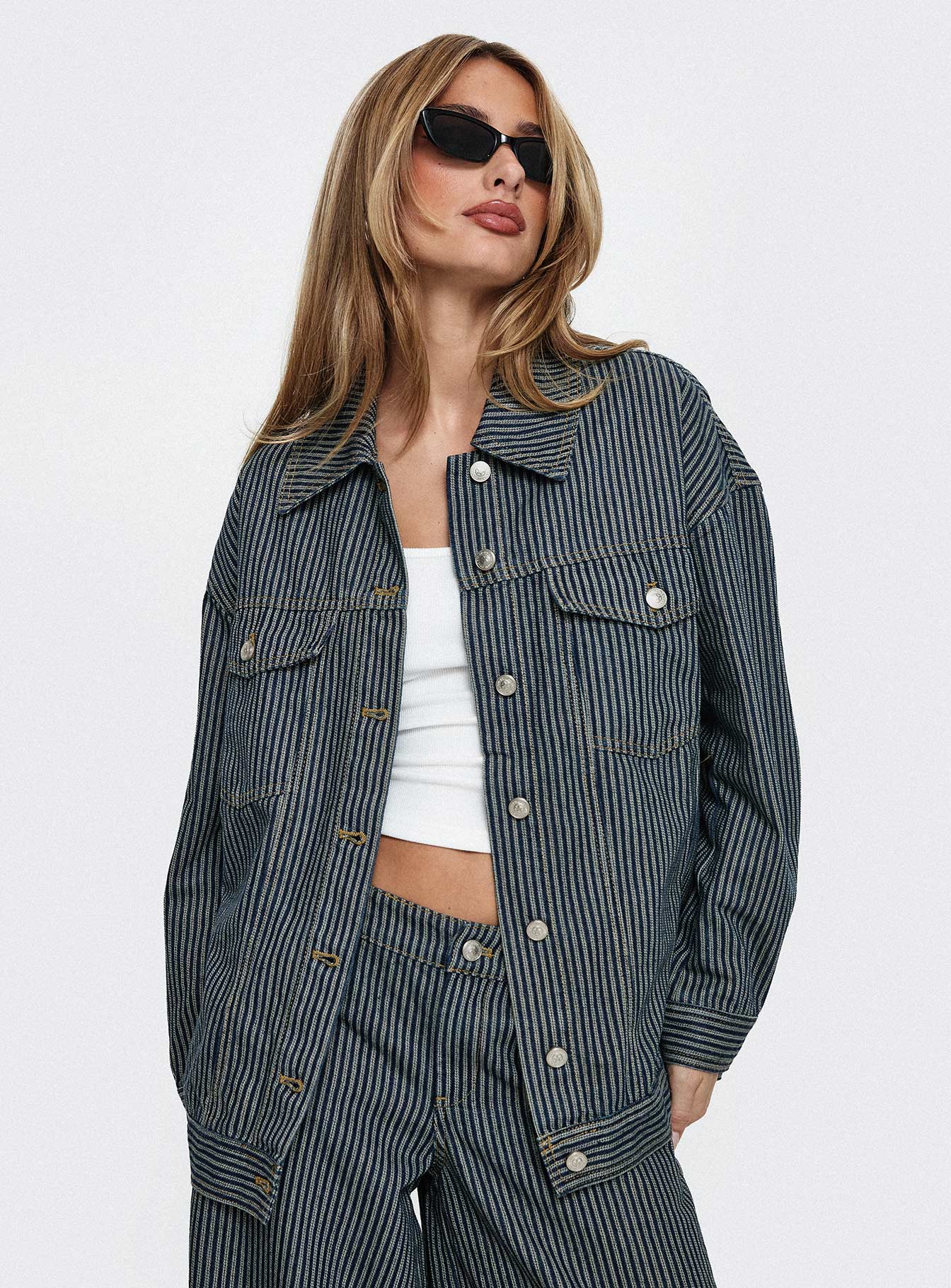 Actually Invested Jacket Denim Stripe - Stylish Women's Denim Jacket with Striped Design for Casual Outfits & Streetwear Fashion
