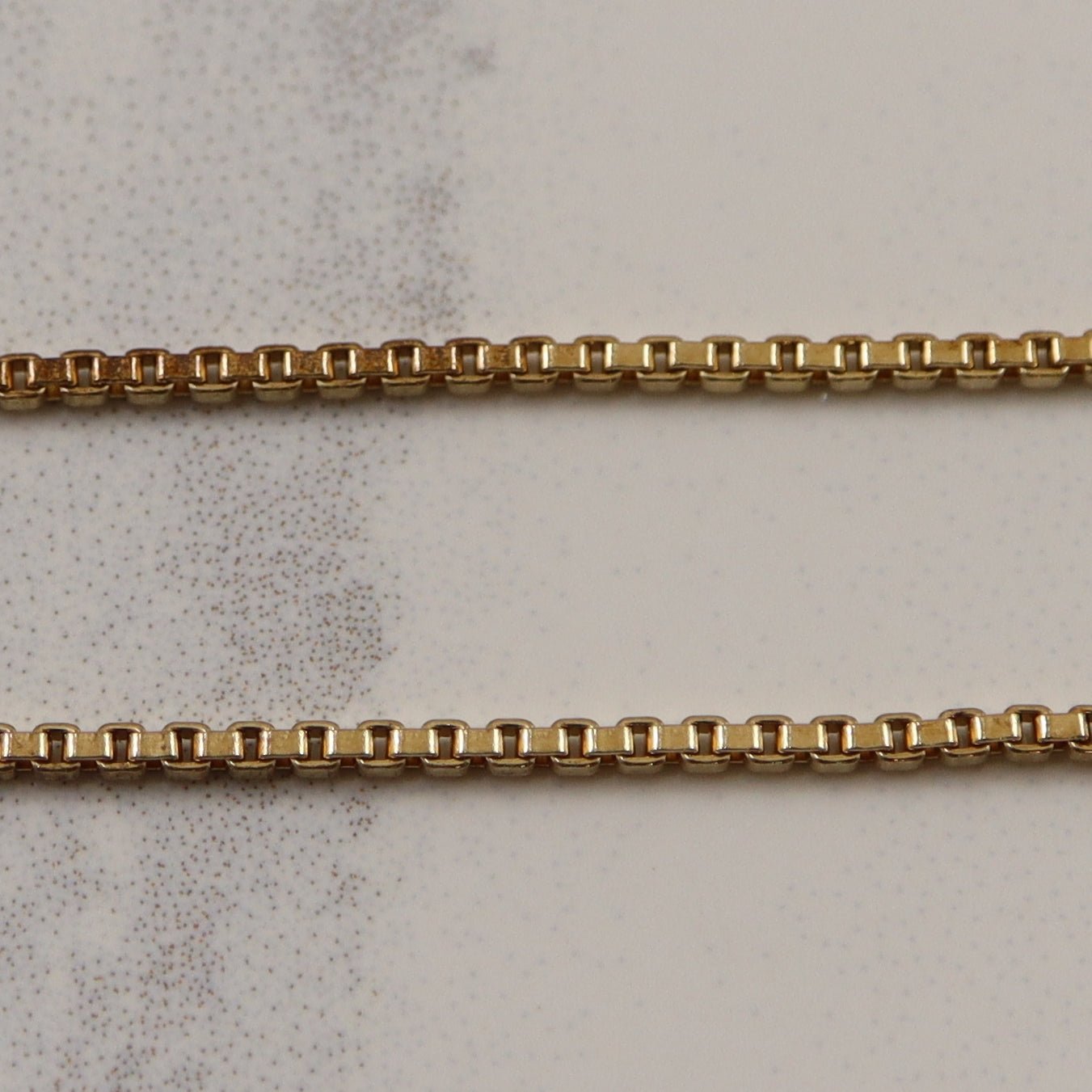 10K Yellow Gold Box Chain Necklace - 18.5 Inches | Elegant Jewelry for Women, Perfect for Everyday Wear, Gifts & Special Occasions