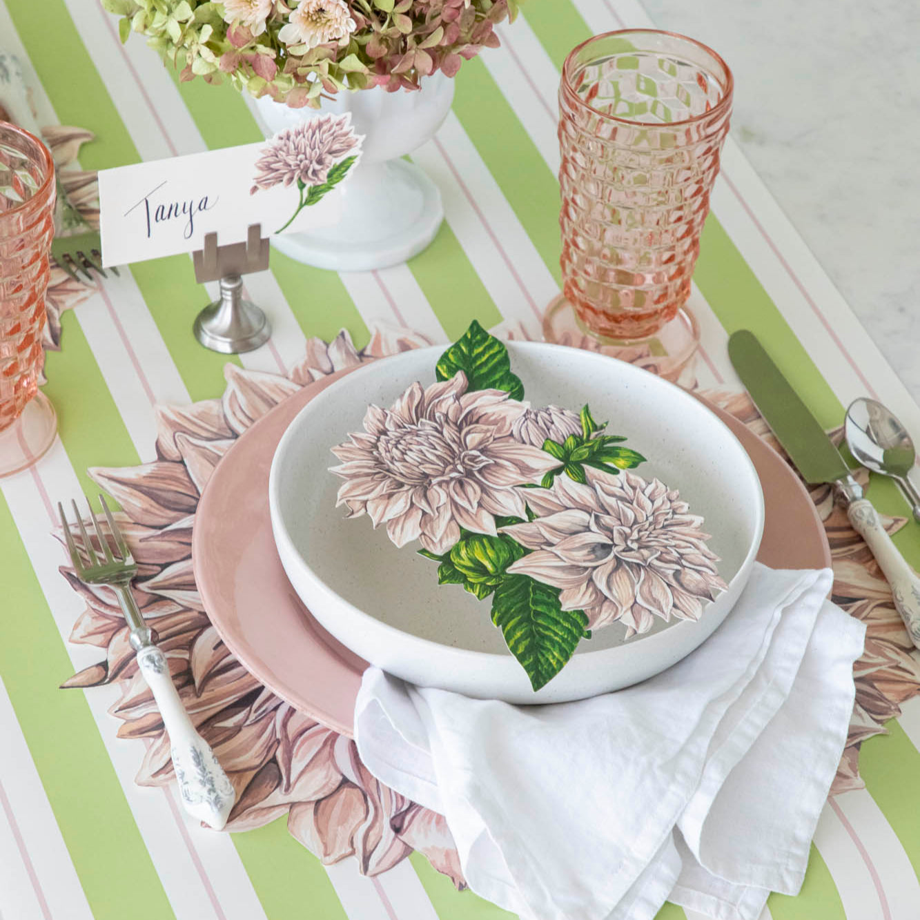 Premium Die-Cut Dahlia Placemats Set of 4 - Elegant Floral Table Mats for Dining, Kitchen, Party Decor - Waterproof & Heat-Resistant for Everyday Use